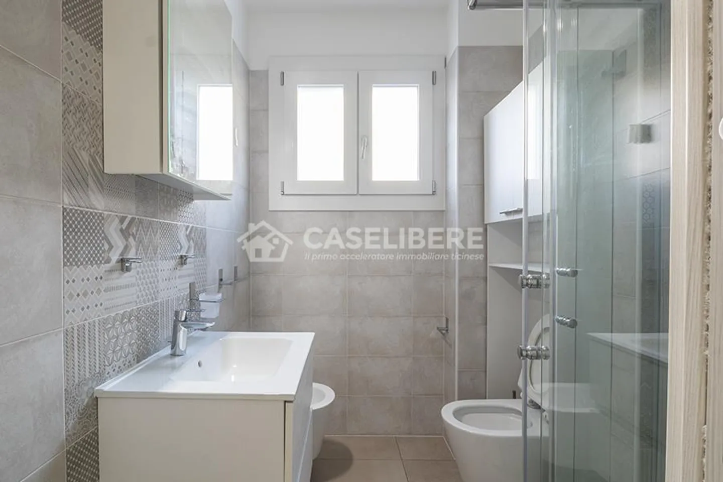 MODERN 2.5 ZIMMER TEILMÖBLIERT IN VIGANELLO - Foto 9 von 10