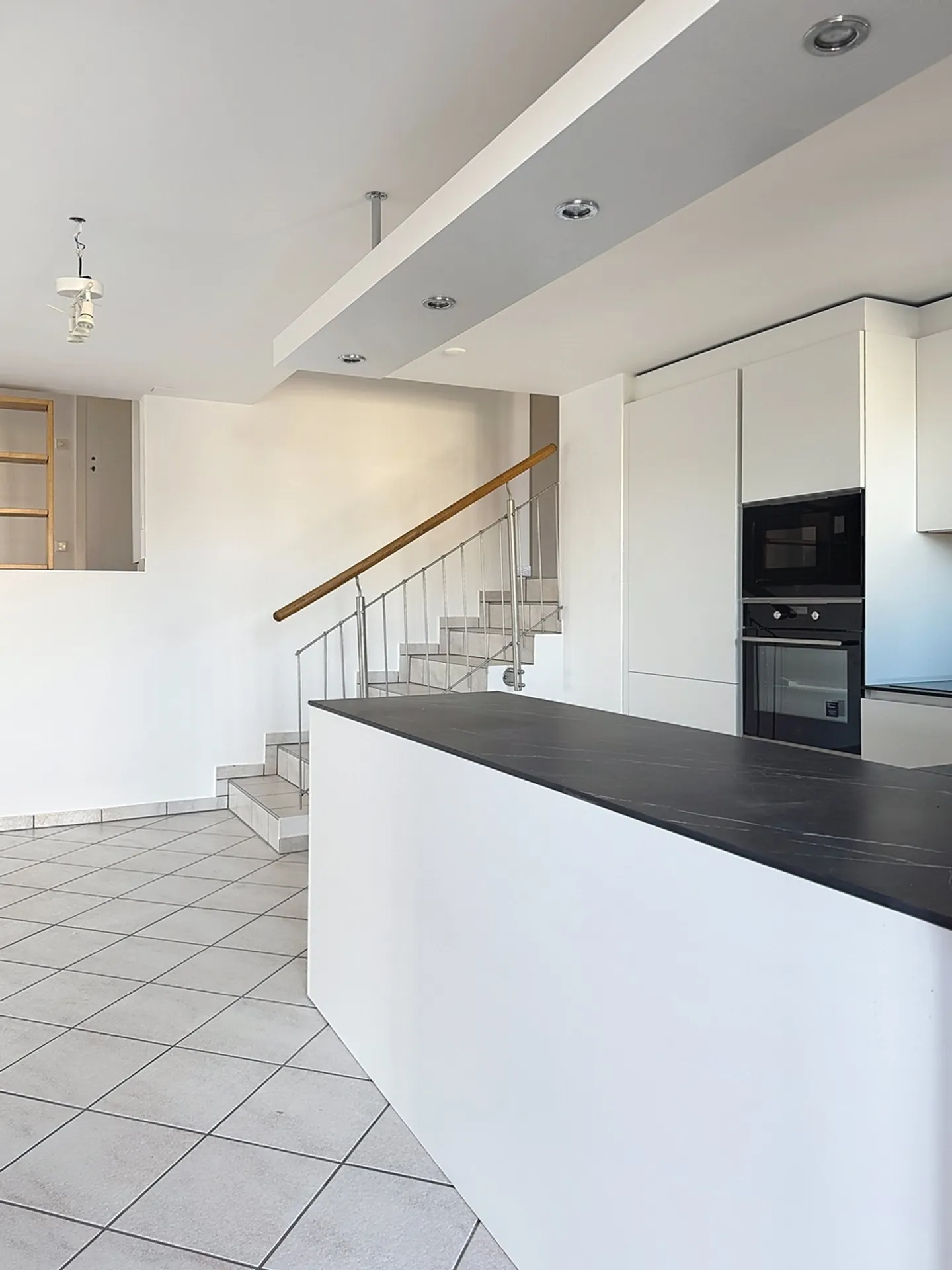 Renovierte Farm mit 3 Wohnungen - Foto 7 von 33