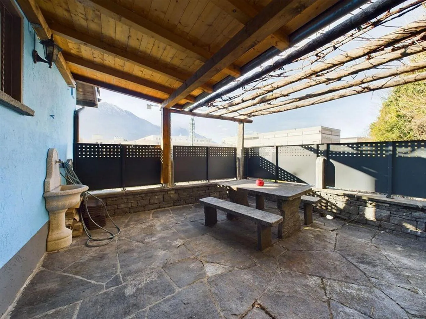 Romantic Nest in the Heart of Ticino - Photo 4 of 8