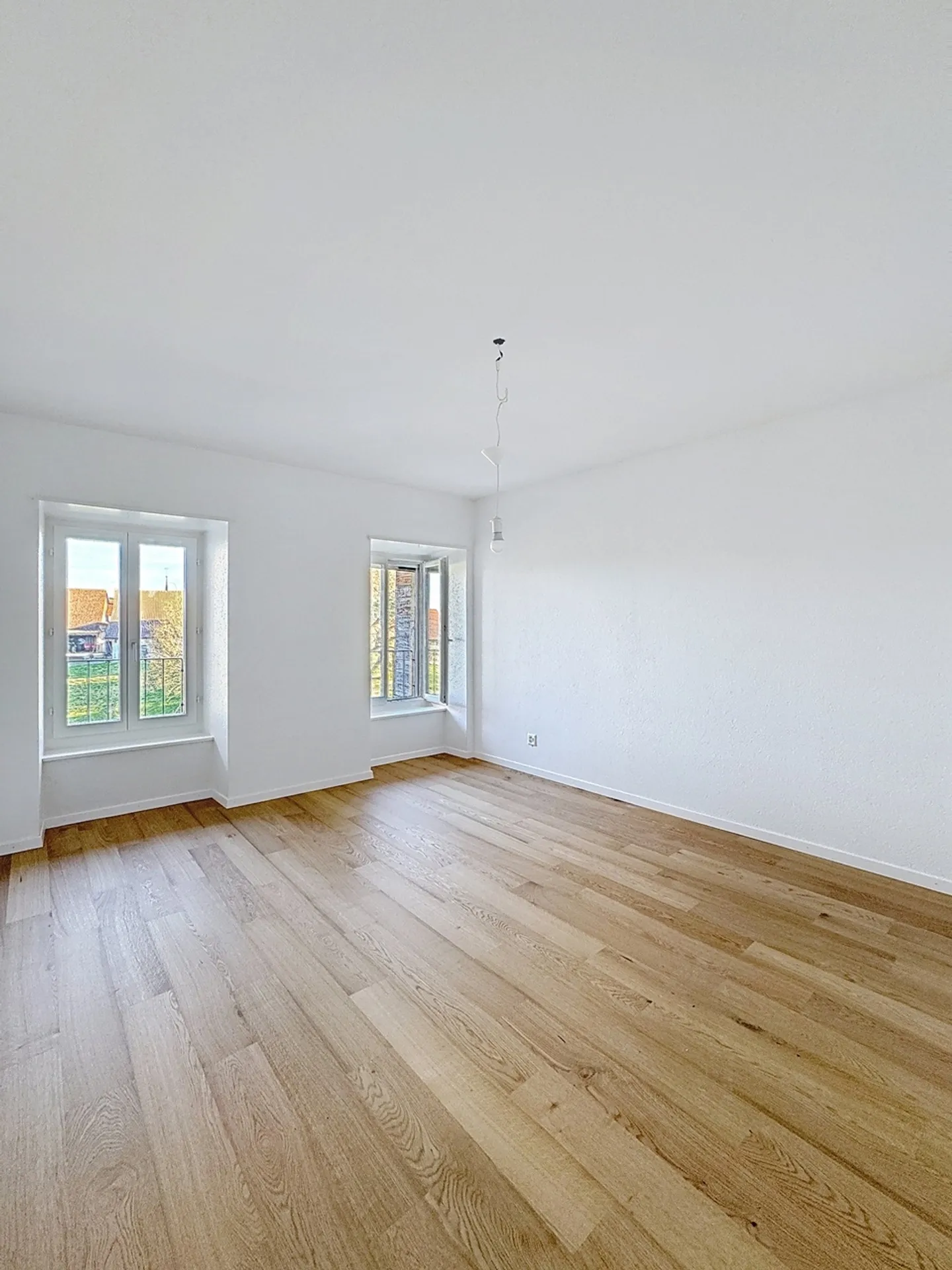 Renovierte Farm mit 3 Wohnungen - Foto 16 von 33