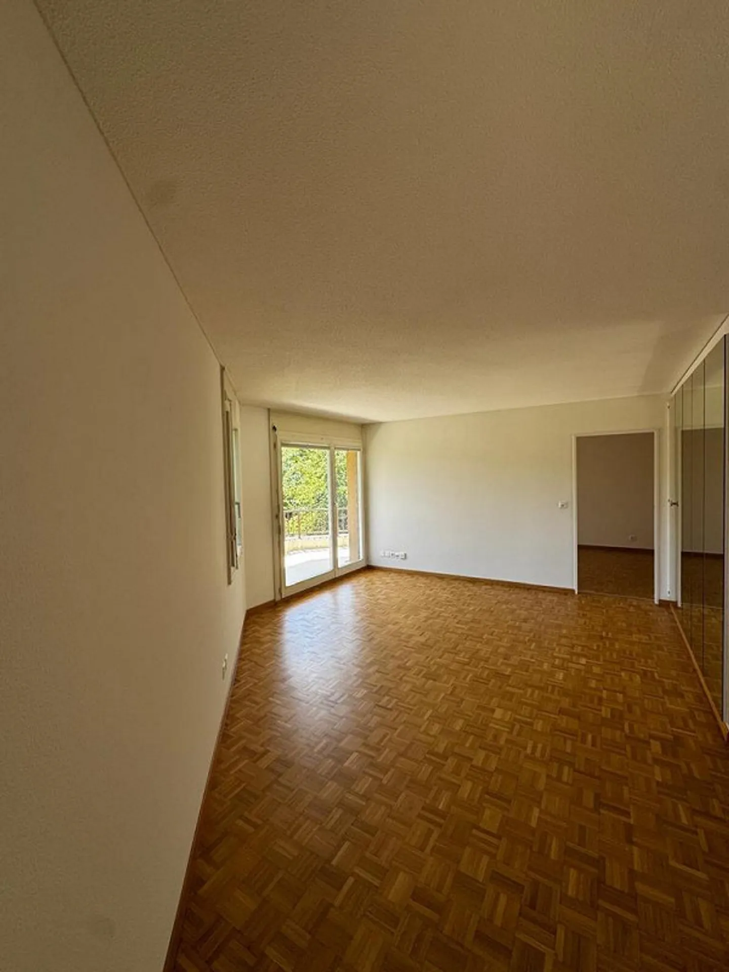 Charmante 2.5 Zimmerwohnung - Foto 2 von 7
