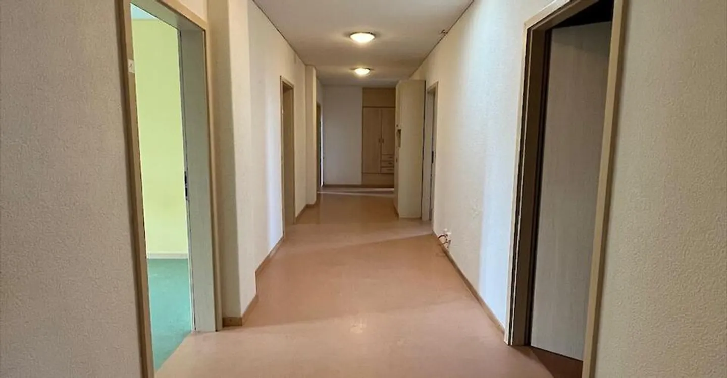 5.5 Room Apartment - Photo 2 of 12