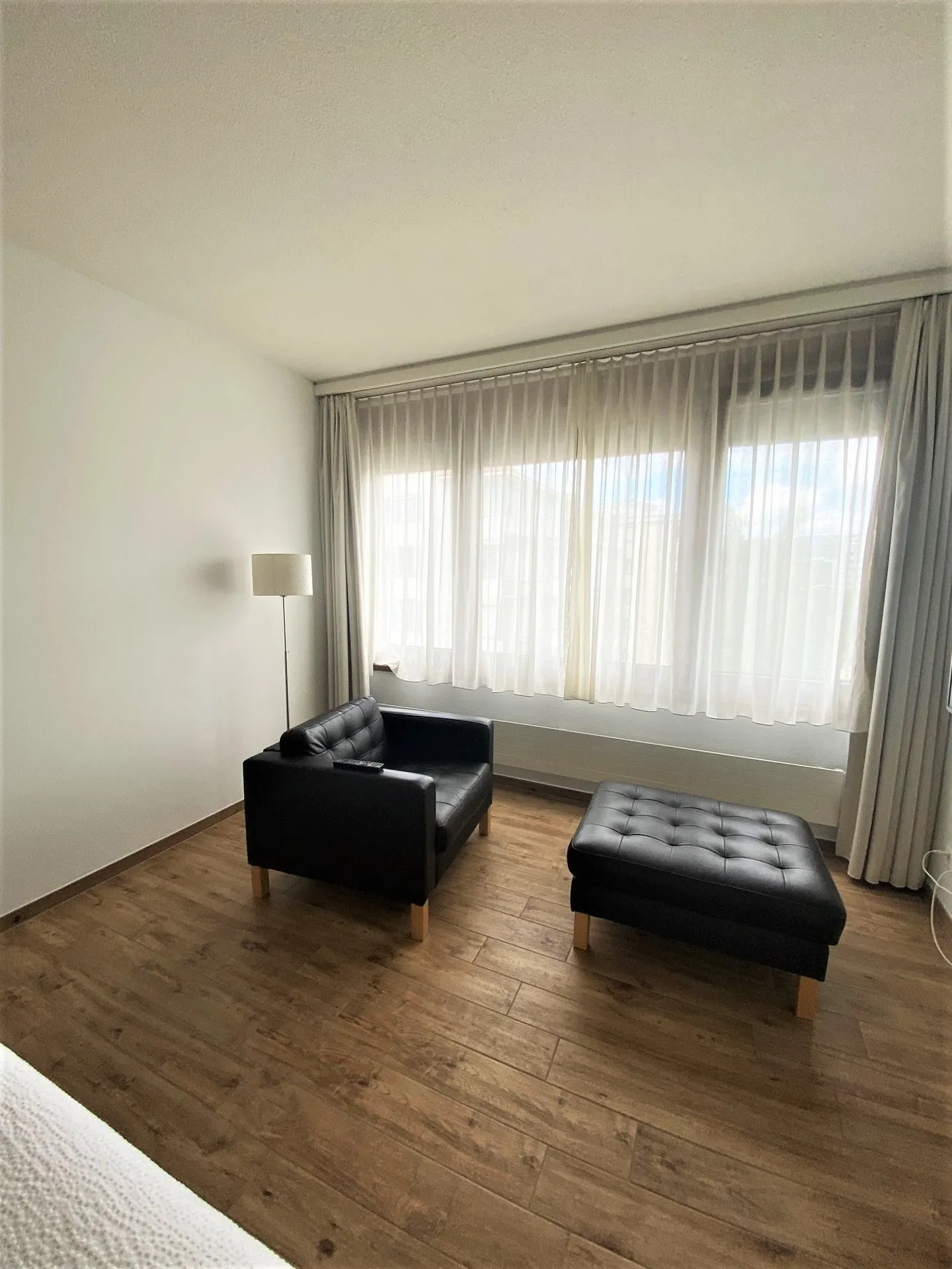 La tua nuova casa nel cuore di Zug! - Foto 3 di 5