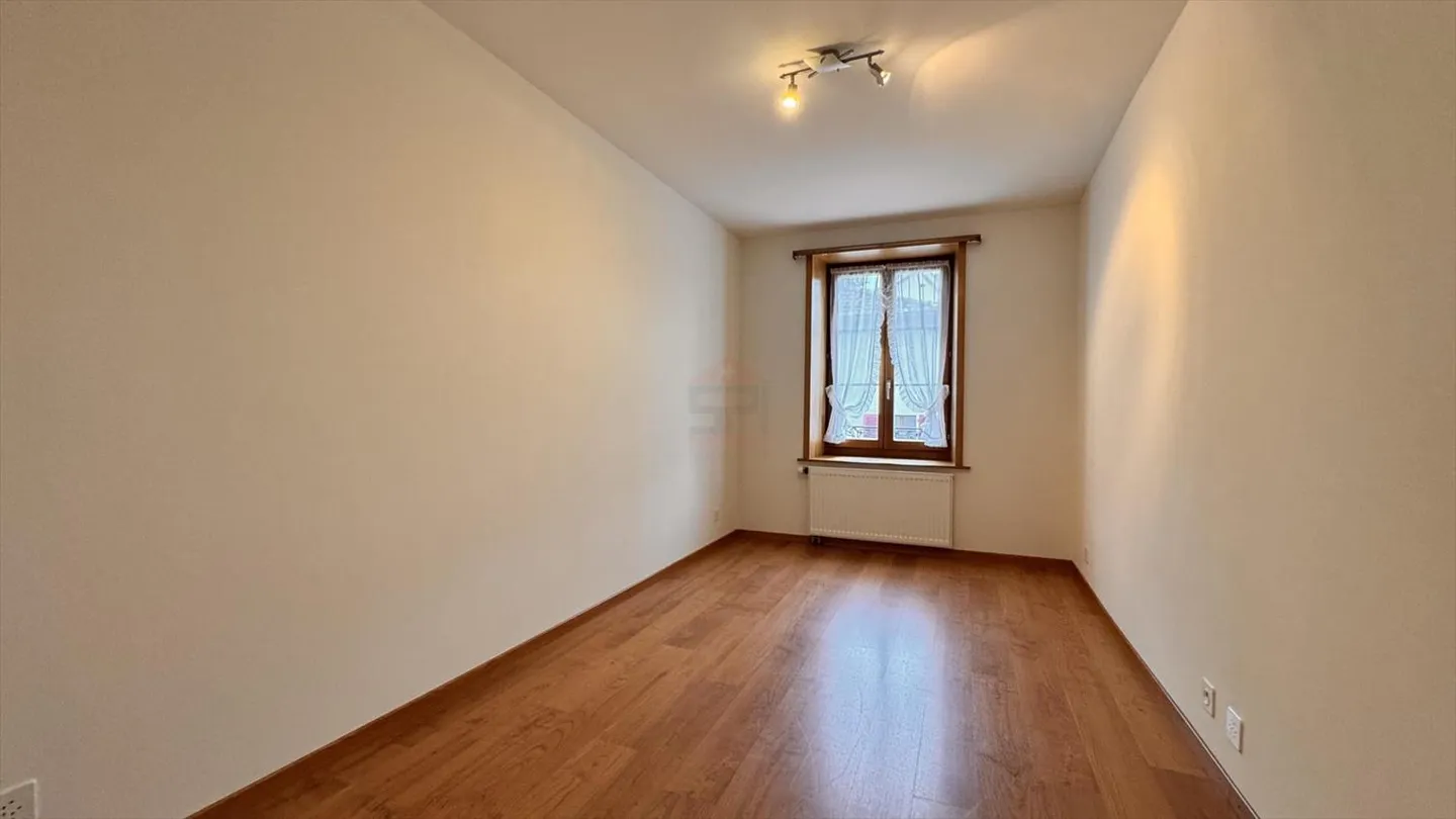 Edificio residenziale con 20 stanze - Foto 7 di 13