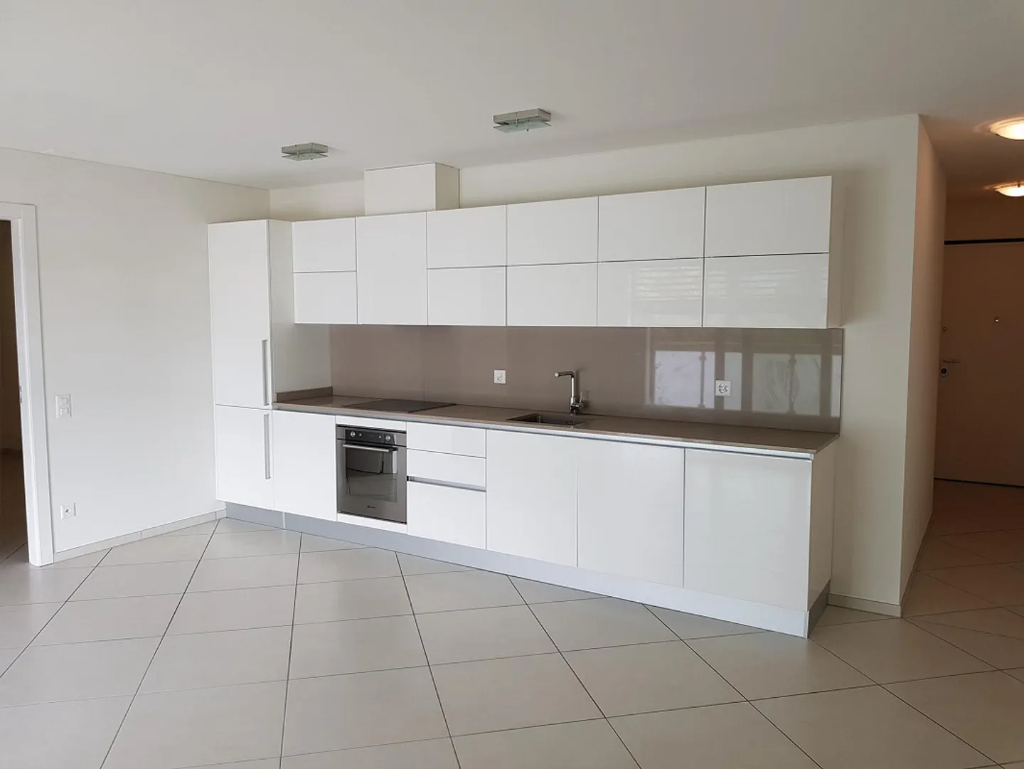 Double opportunité d'investissement : 2,5 pièces avec bureau / appartement d'une chambre inclus, Cadempino - Photo 2 sur 10