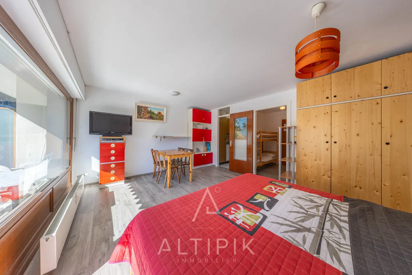 Ski-in/Ski-out Studio mit großem, sehr sonnigen Balkon - Foto 1 von 9