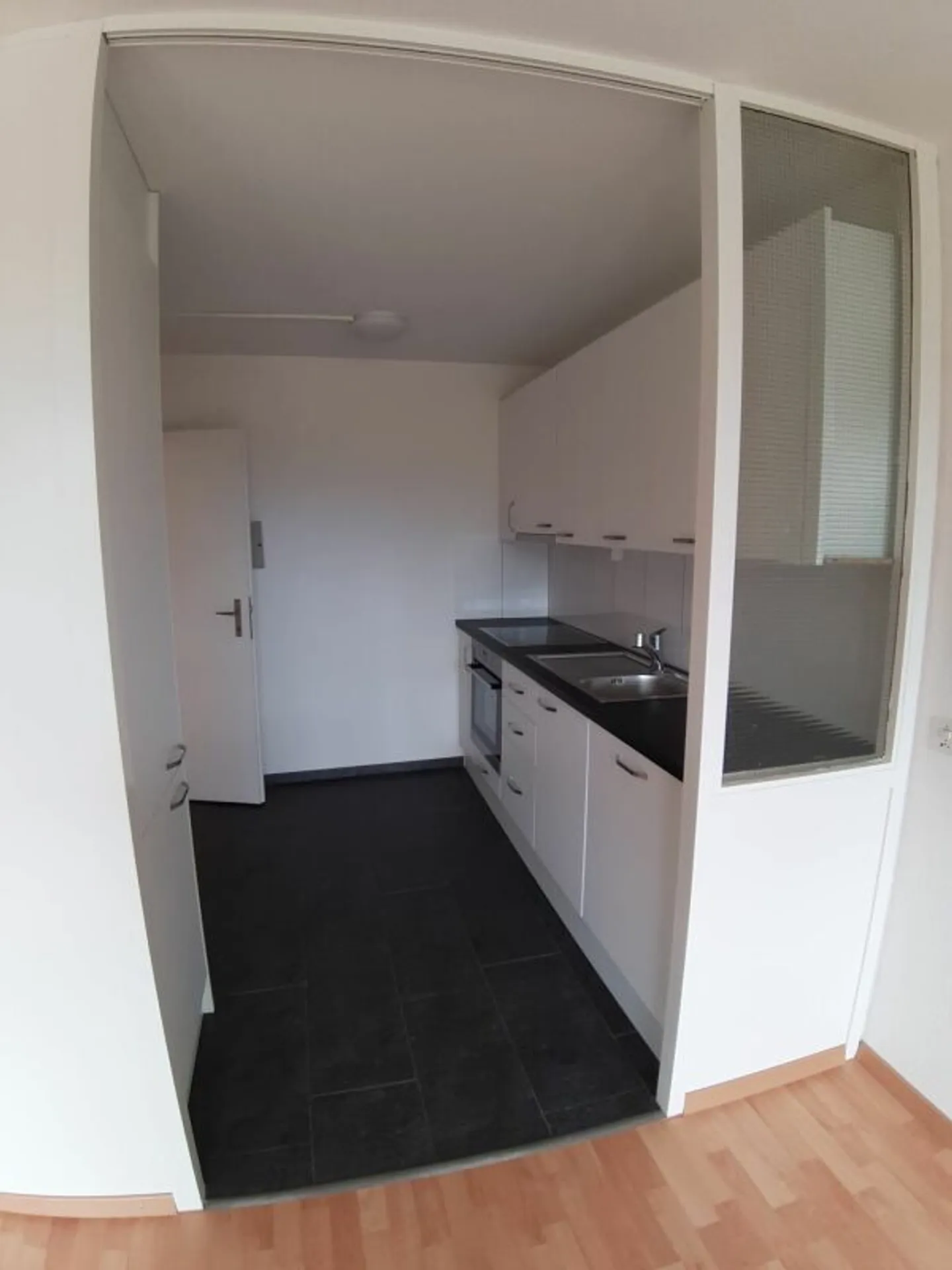 Helle 3.5 Zimmer Wohnung - Foto 2 von 8