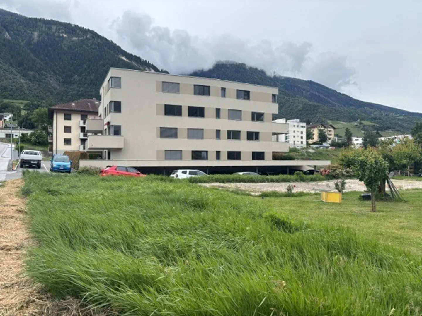 Bel appartement de 3,5 pièces au rez-de-chaussée à Chalais - Photo 1 sur 8