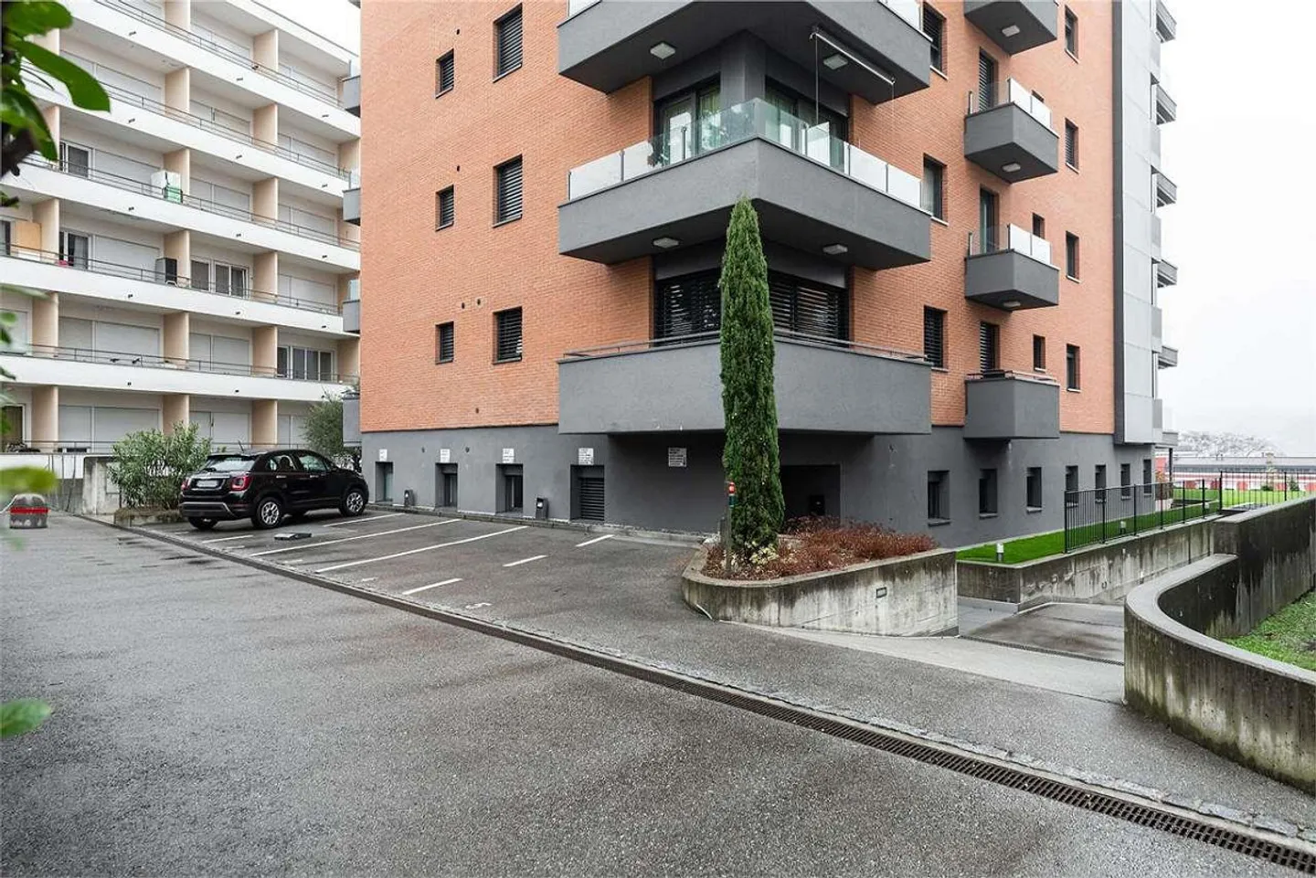 Lugano 2,5 pièces via Rodari - Photo 1 sur 13
