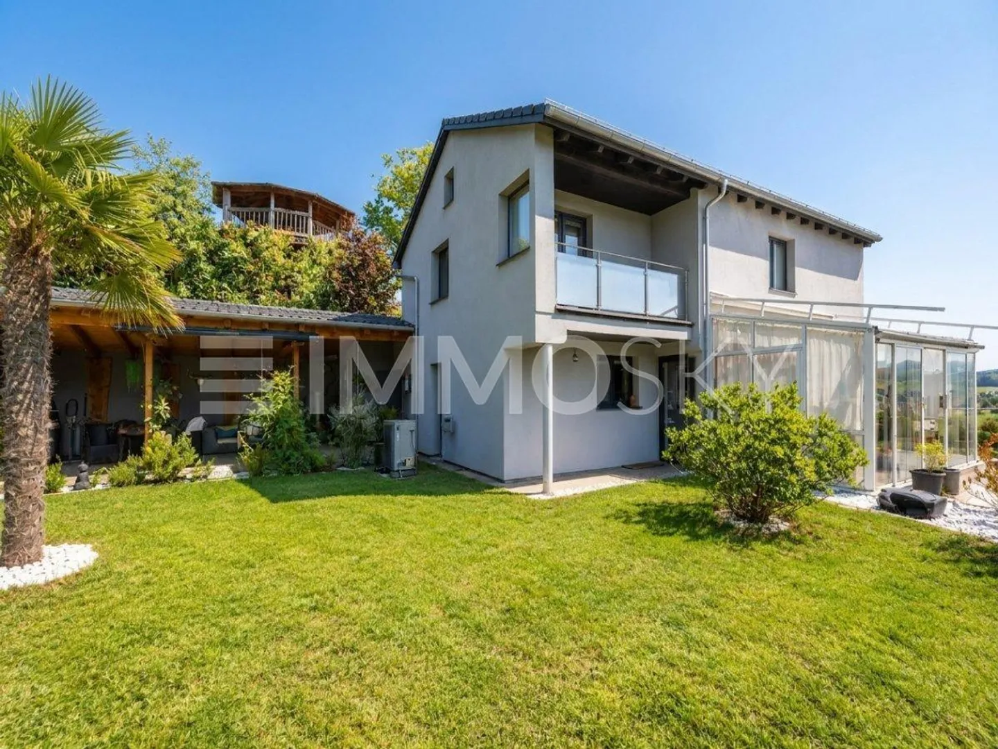 Charming Single Family Home - Photo 2 of 5