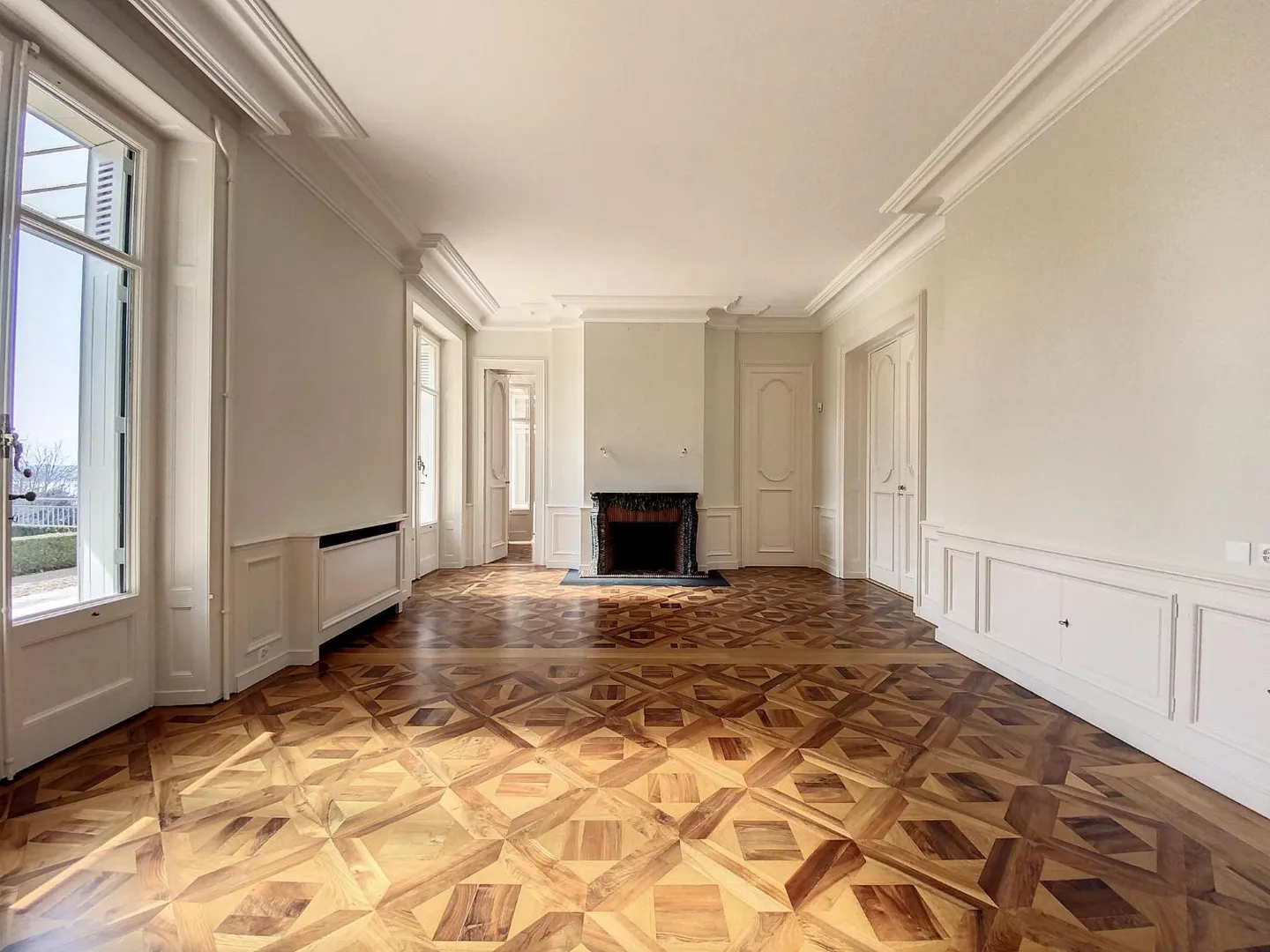 Proprietà eccezionale e di prestigio (completamente ristrutturata) - Foto 4 di 13