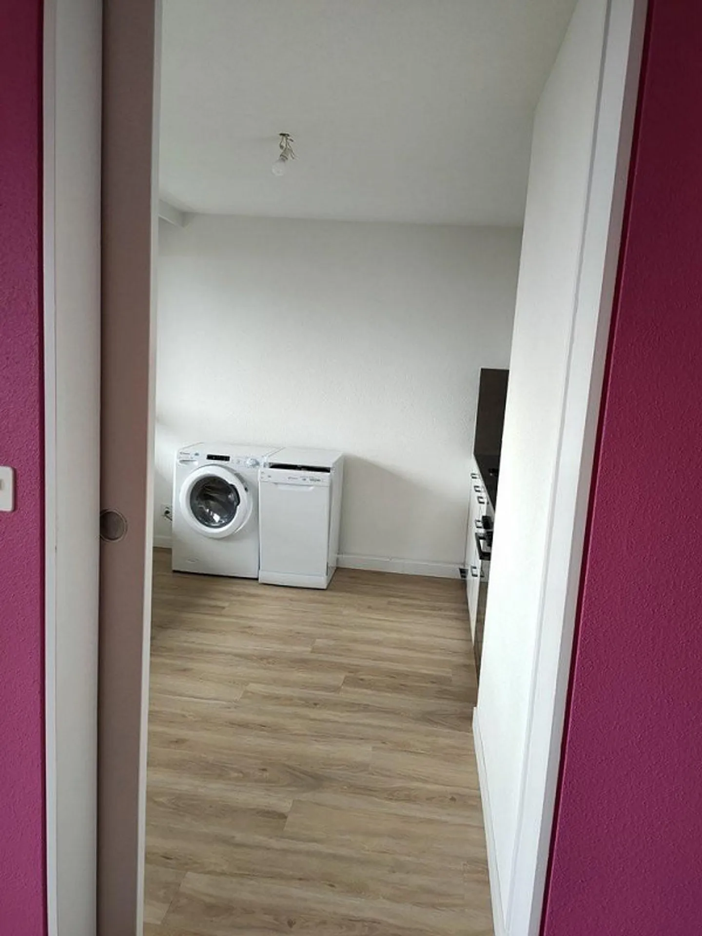 Charmante 1.5-Zimmer-Wohnung mit Balkon und Top-Anbindung - Photo 5 of 6