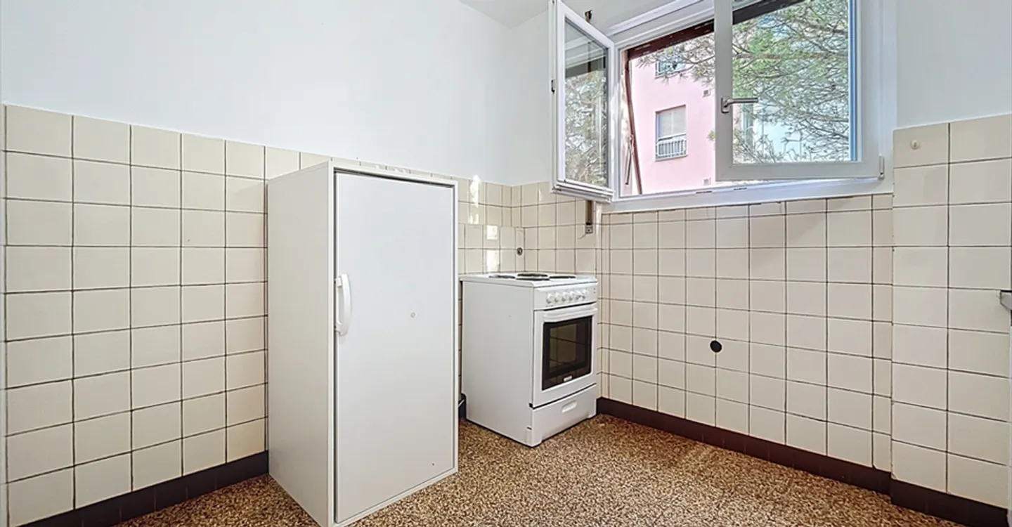 Charmant Appartement 4 Pièces - Photo 2 sur 10