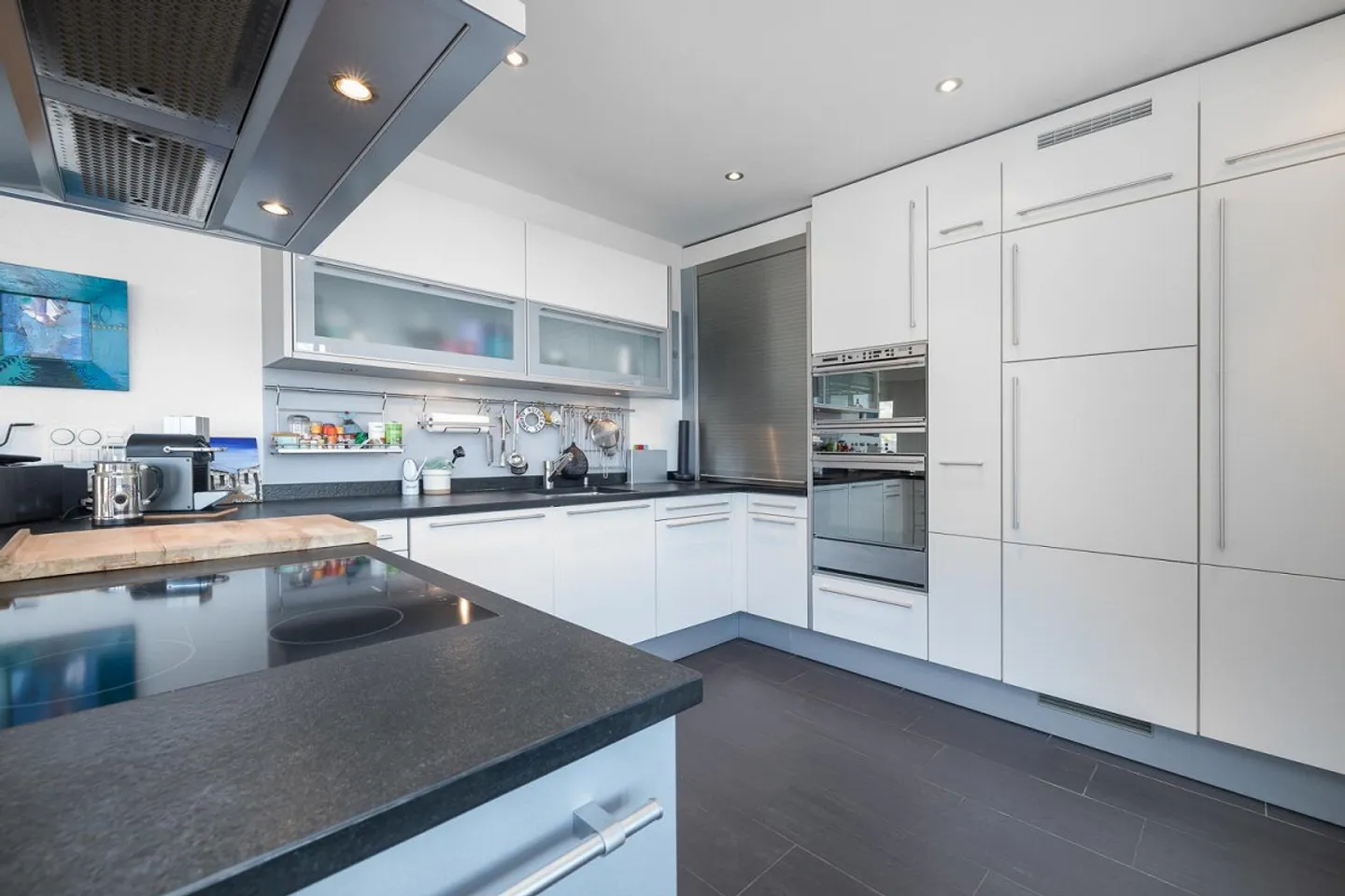 Appartamento attico luminoso con due terrazze - Foto 4 di 10