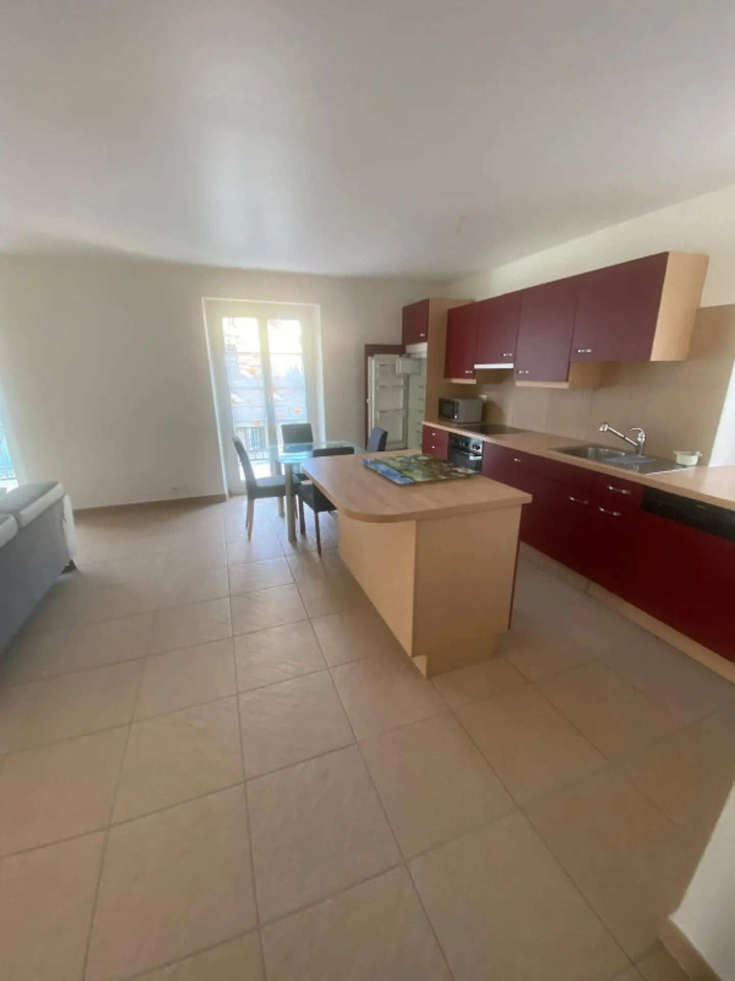 À louer – Superbe appartement 2.5 pièces avec balcon au cœur de la vieille ville de Cossonay - Photo 2 sur 7