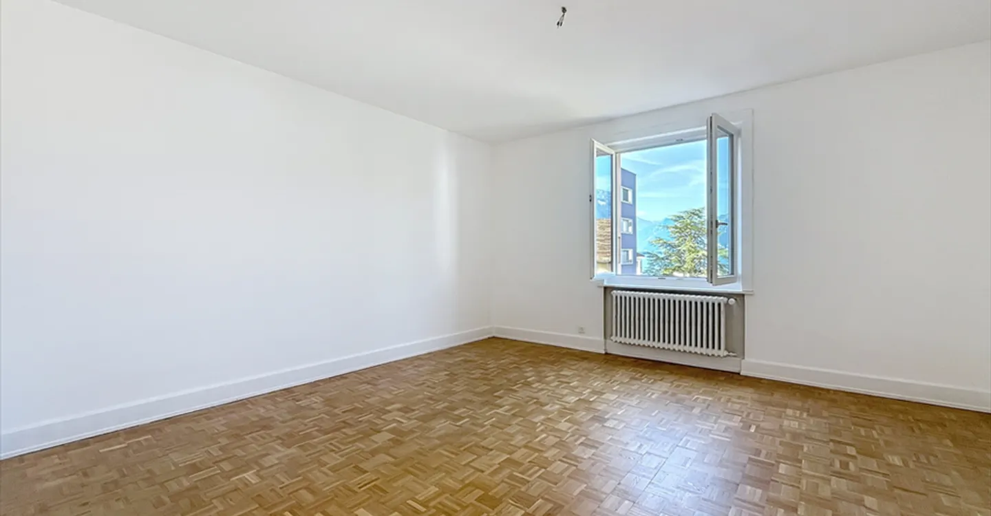 Charmant Appartement 4 Pièces - Photo 4 sur 10