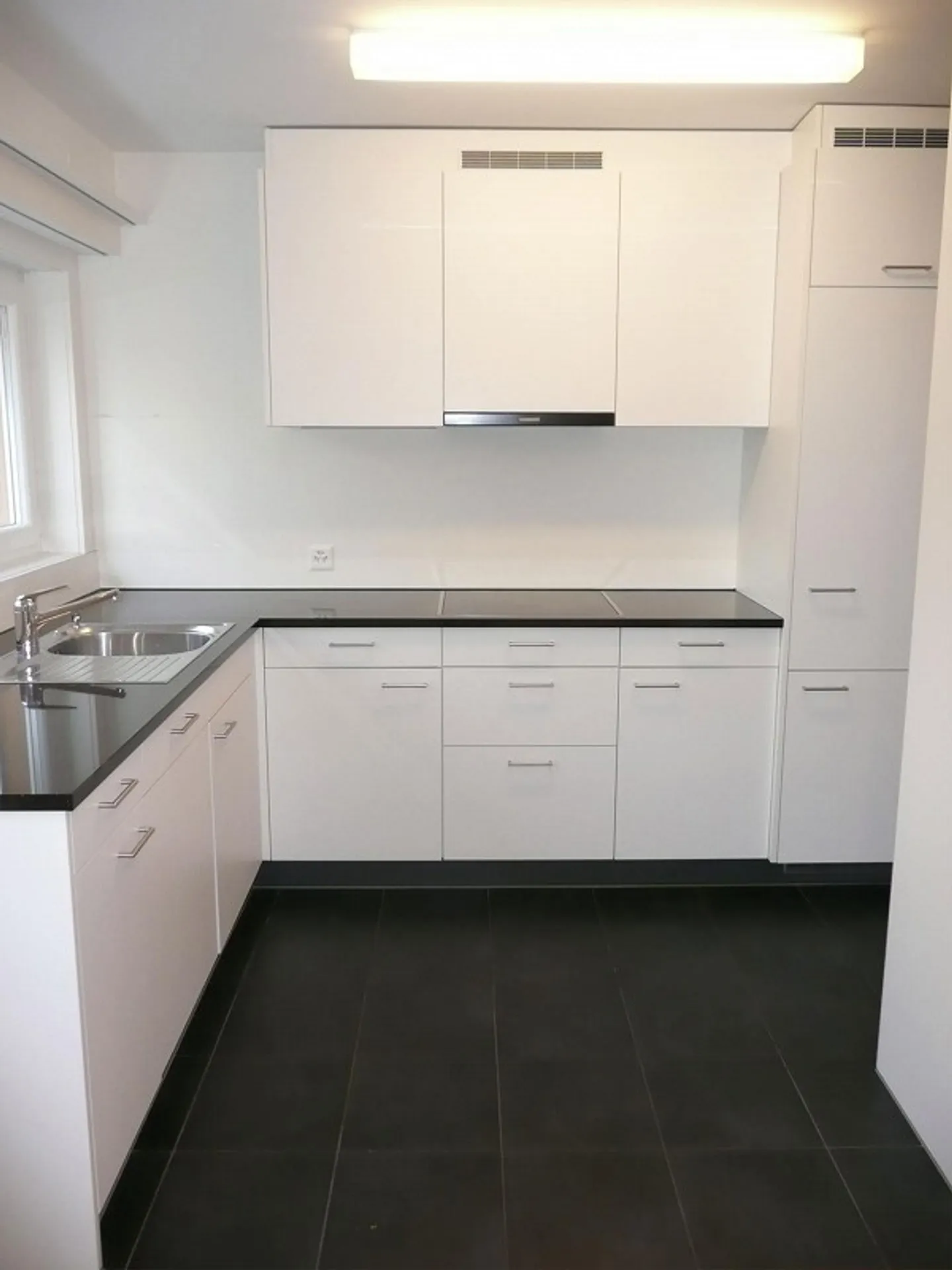 Appartamento con grande balcone - Limitato fino al 31.03.2027 - Foto 6 di 7