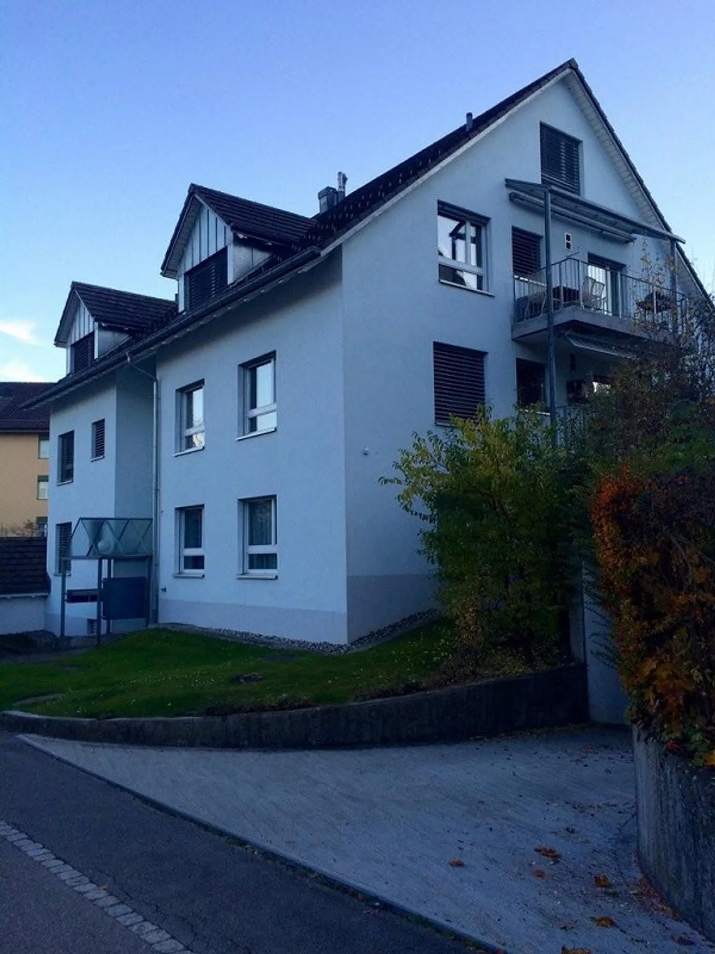 Motorradabstellplatz zu vermieten - Foto 1 von 1