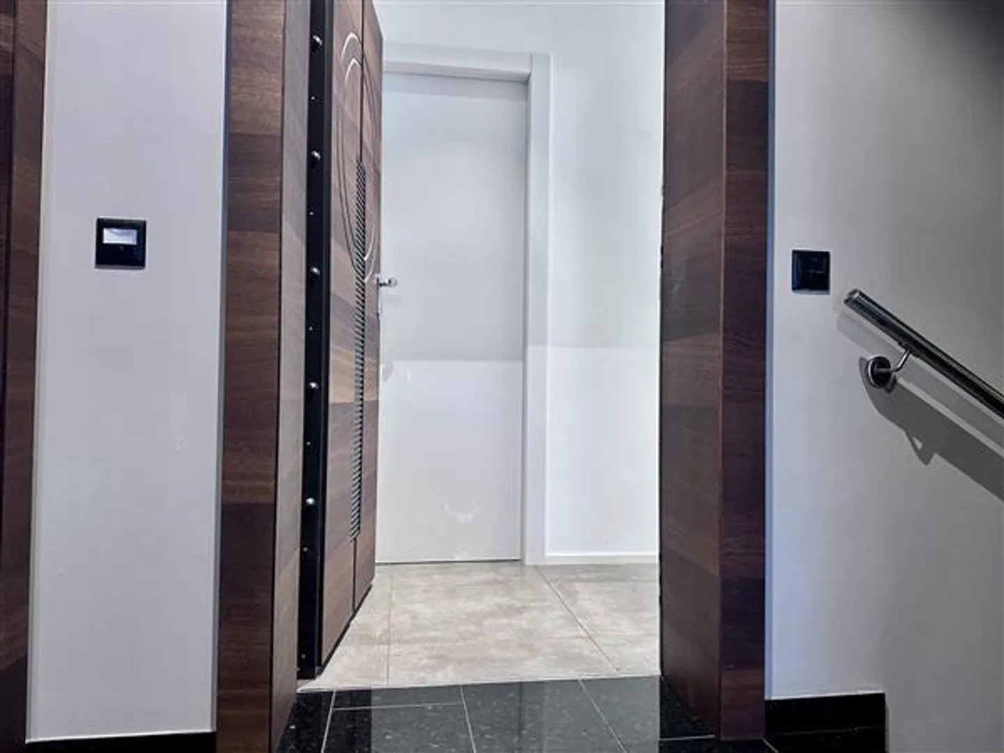 Pregassona: Hotel 2.5 rooms - Photo 5 of 13