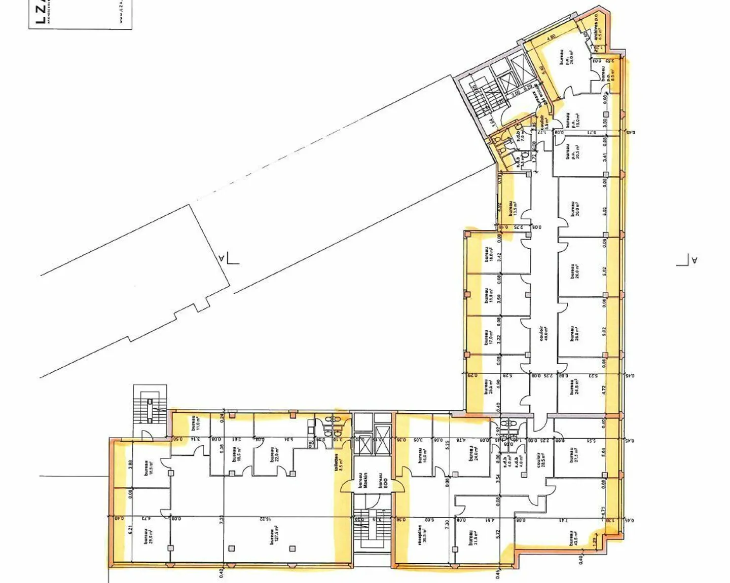 Arsenaux 9, bureaux et espaces administratifs - Photo 7 sur 8
