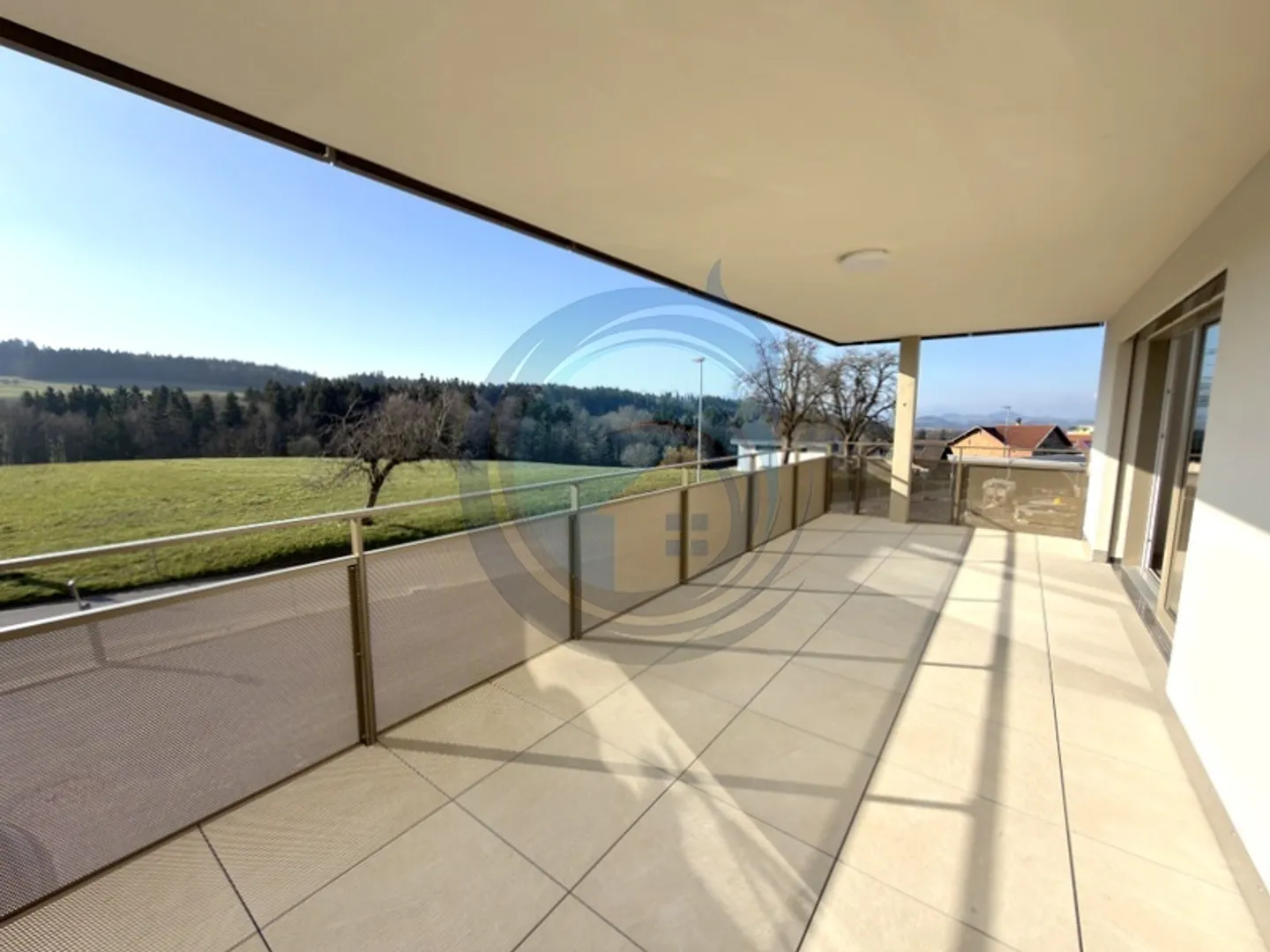 BEL APPARTAMENTO NUOVO DI 3.5 LOCALI CON BALCONE - Foto 2 di 11