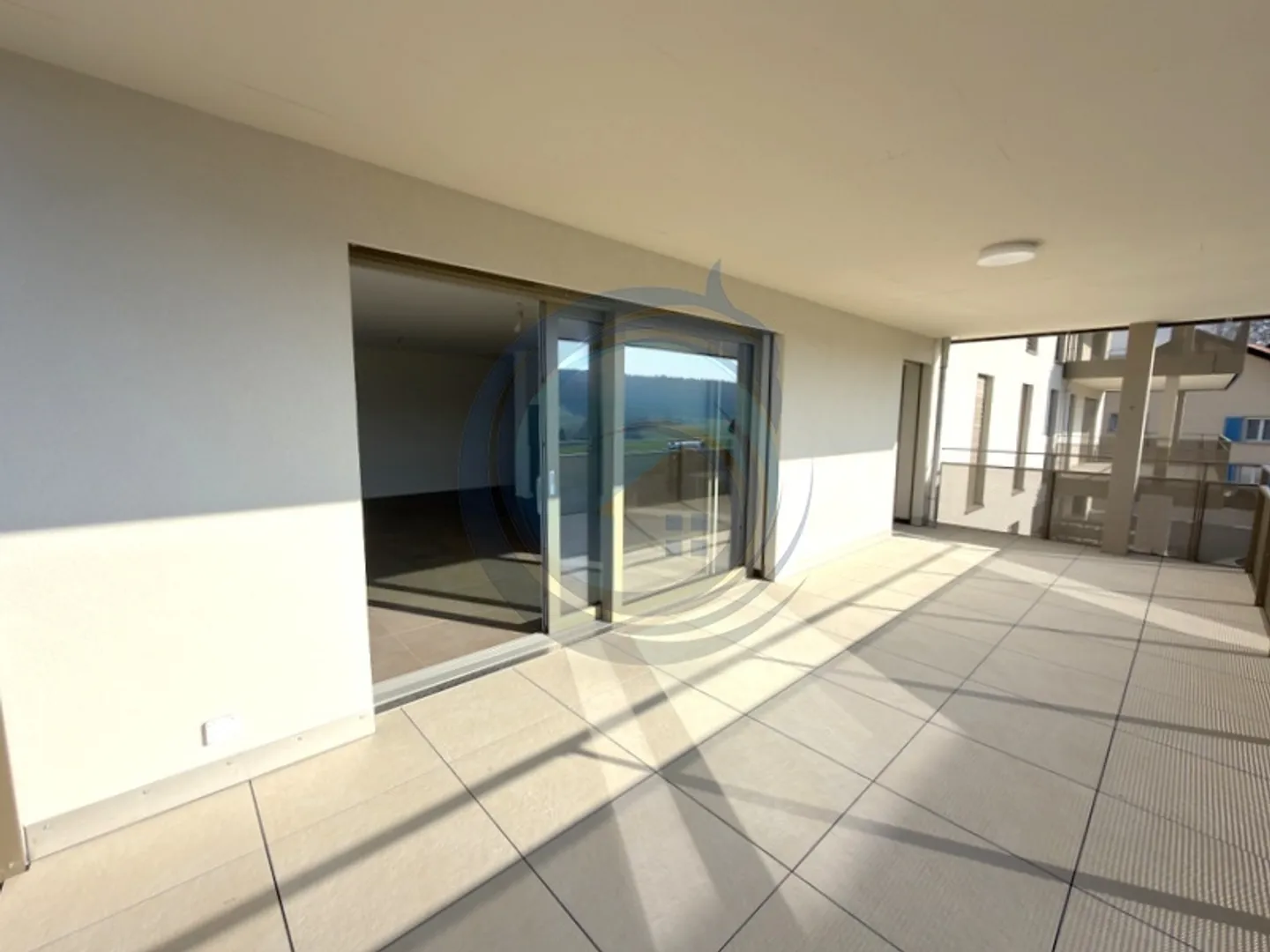 BEL APPARTAMENTO NUOVO DI 3.5 LOCALI CON BALCONE - Foto 3 di 11