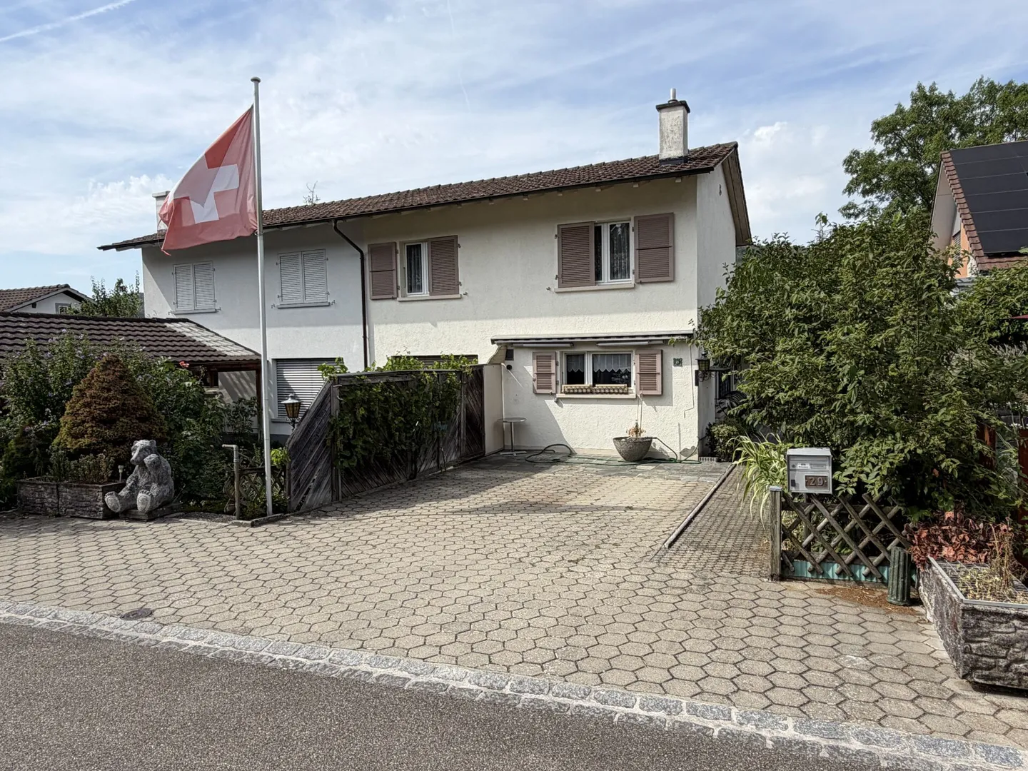 6.5-Room Semi-Detached House - Photo 1 of 25