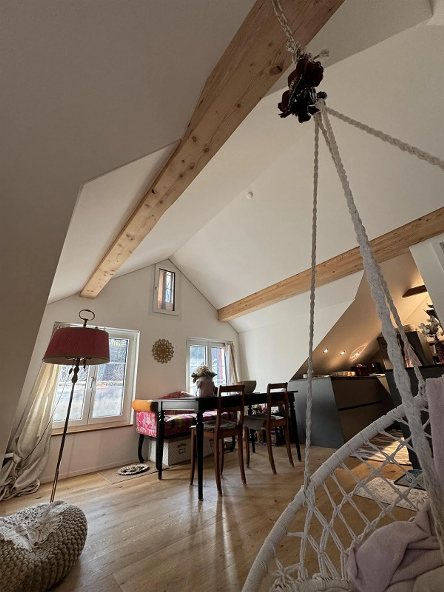 Charmante, appartement fraîchement rénové dans le vert - Photo 1 sur 18