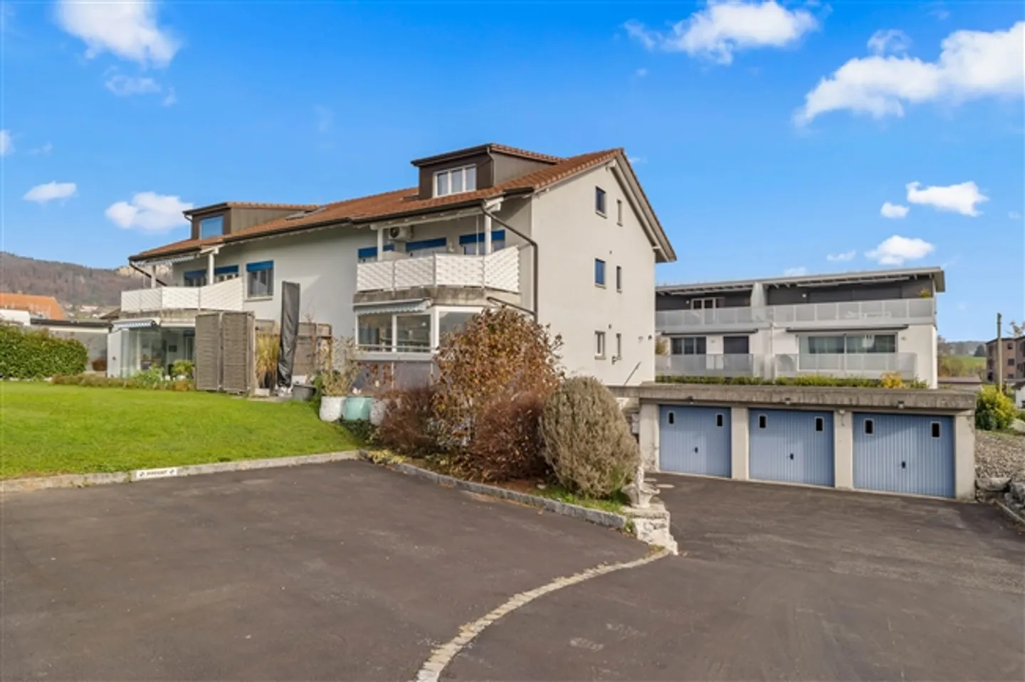 3.5-Room Garden Apartment with Winter Garden in Lostorf for Sale - Photo 1 of 13