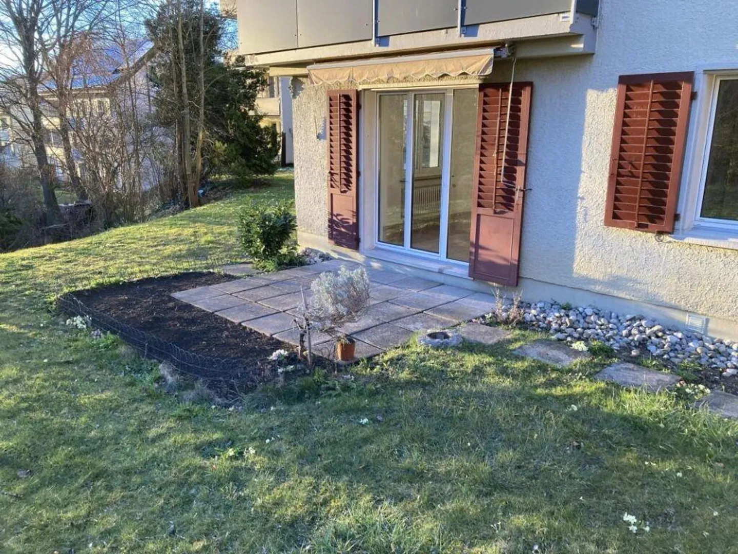 Appartamento giardino affascinante - Foto 1 di 8