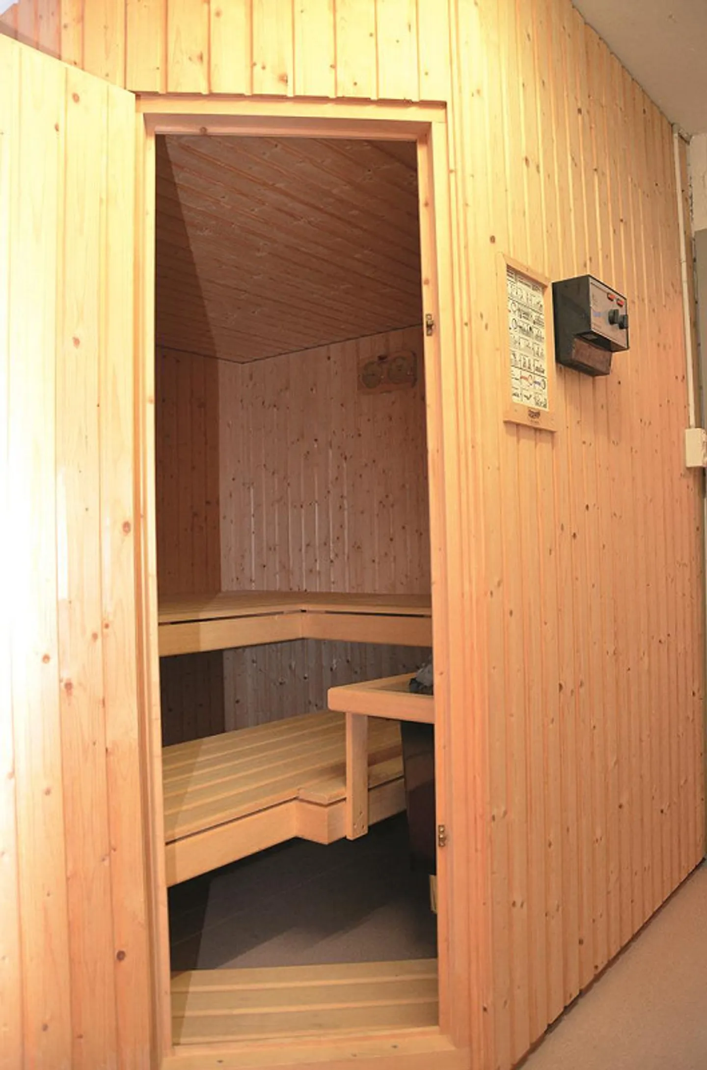 Geräumiges Familienhaus mit Seeblick - Foto 17 von 22
