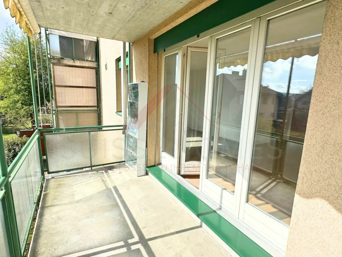 Attractive 2-room apartment with balcony in a quiet residential area in Dotzigen - Photo 6 of 8