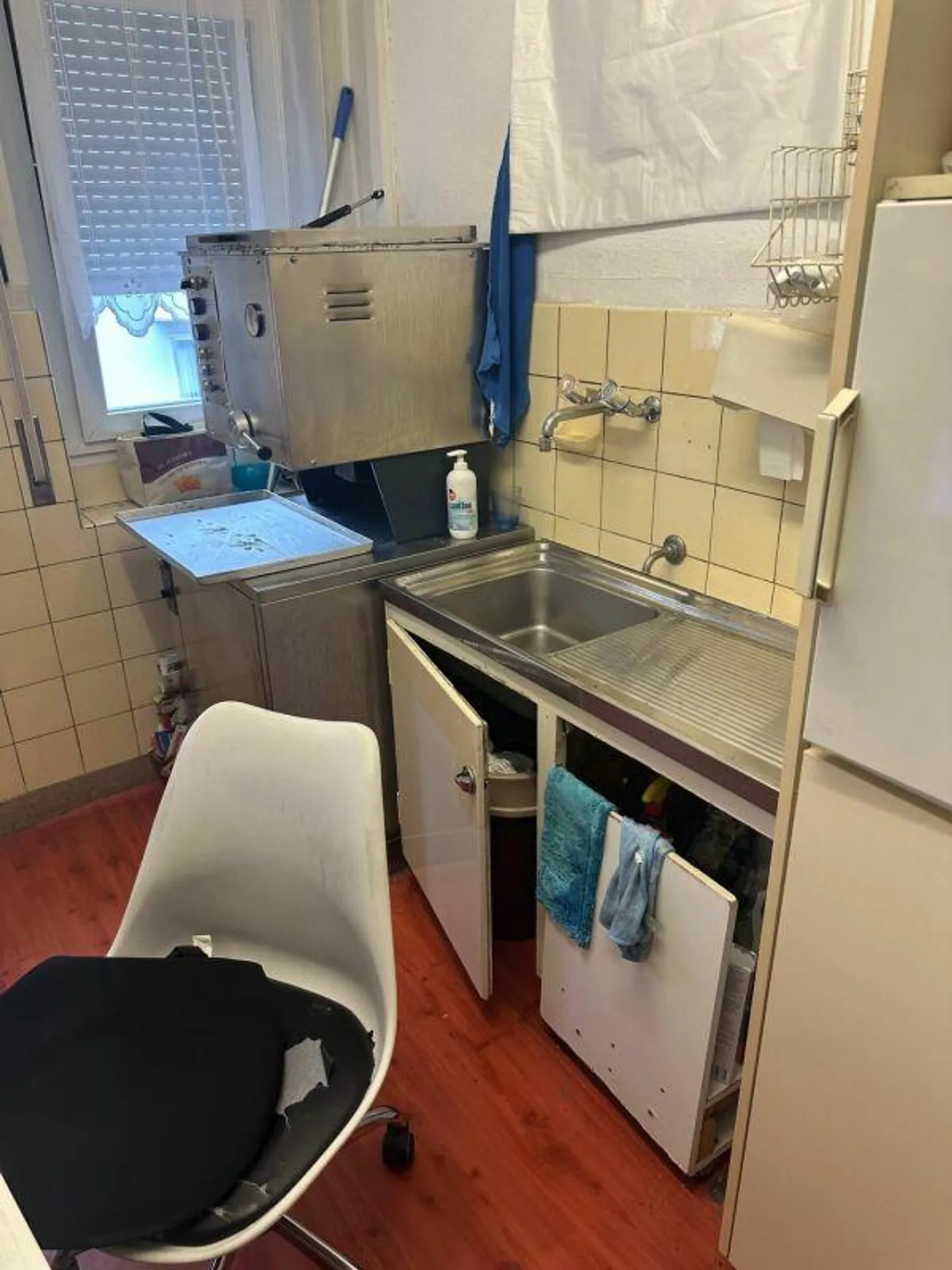 Spazio ufficio in affitto - Foto 3 di 7
