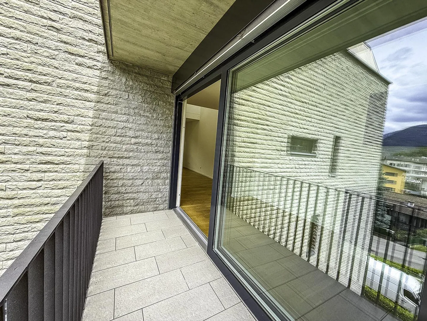 Große 4.5-Zimmer-Duplex-Penthouse mit Panoramaterrasse - Foto 11 von 24