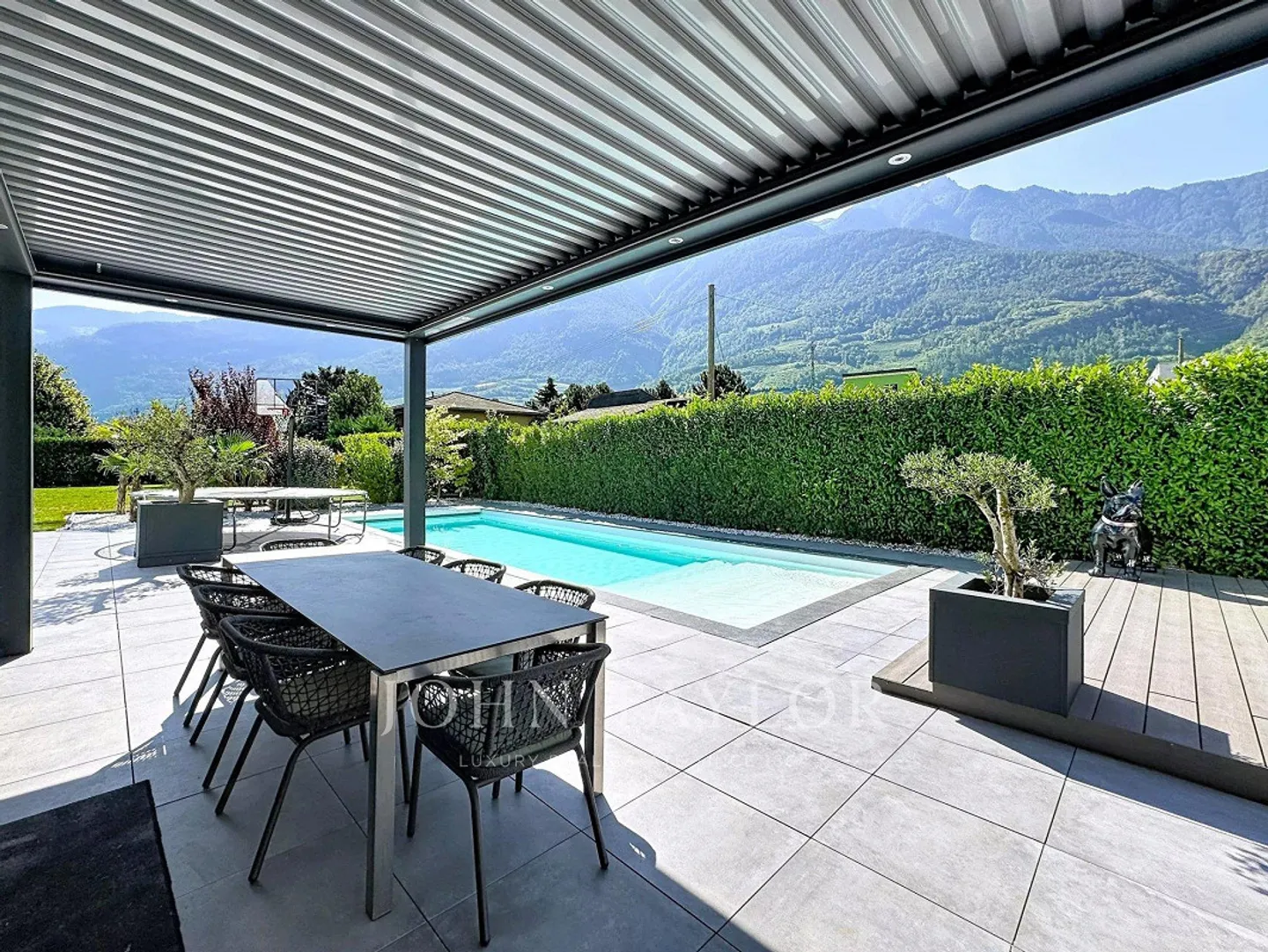 Saxon - Zeitgenössische Villa mit Pool - Foto 11 von 11