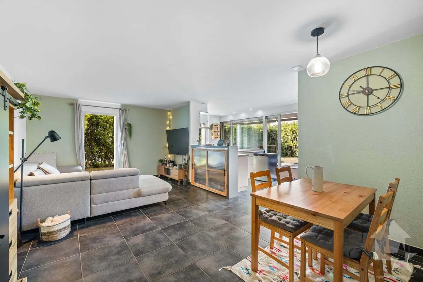 Apartment for sale - Photo 1 of 29