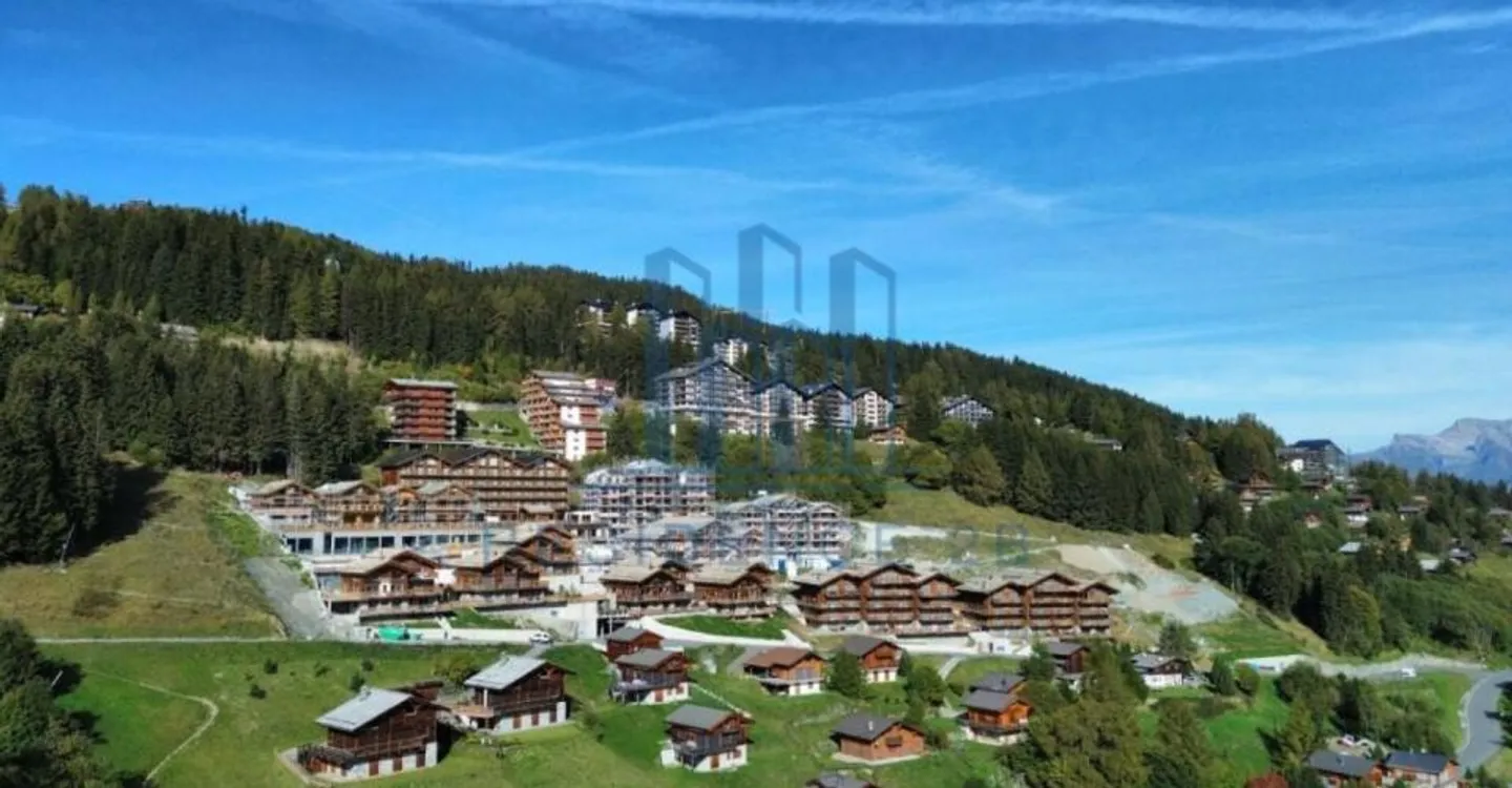 Alpine Apartment with Spa Access - Photo 6 of 7