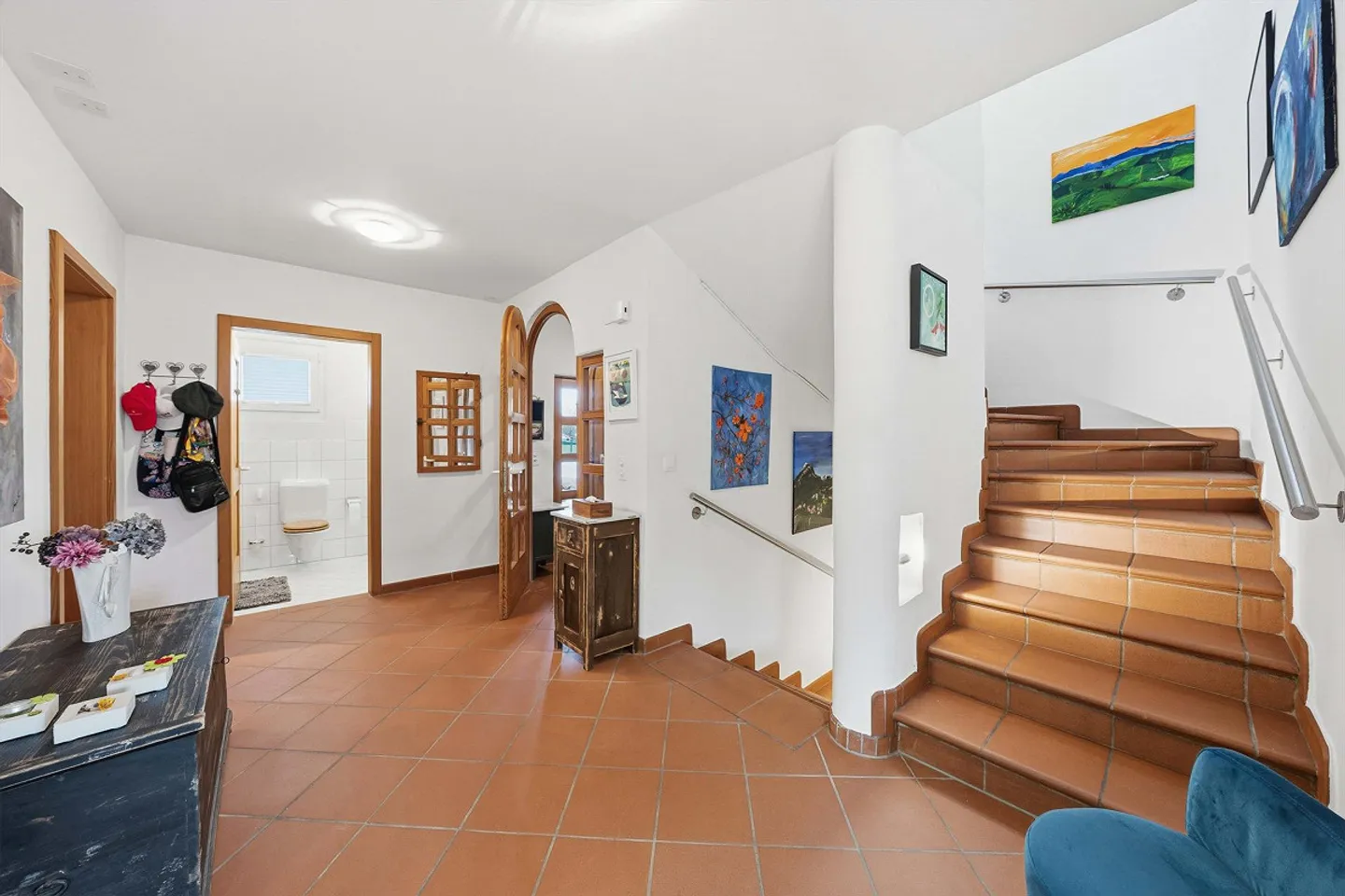 Unica casa unifamiliare di 6,5 stanze con vista soleggiata - Foto 9 di 24