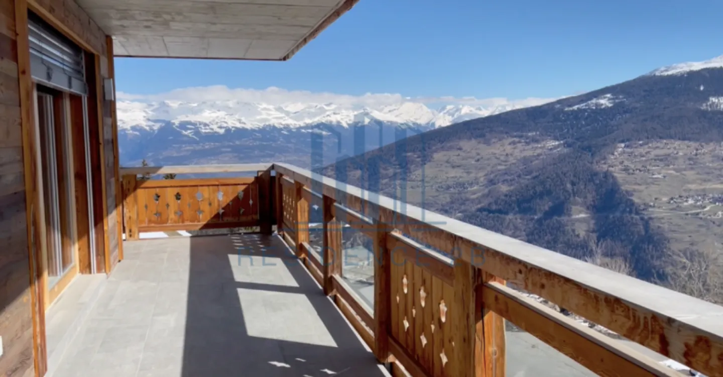 Alpine Apartment with Spa Access - Photo 7 of 7