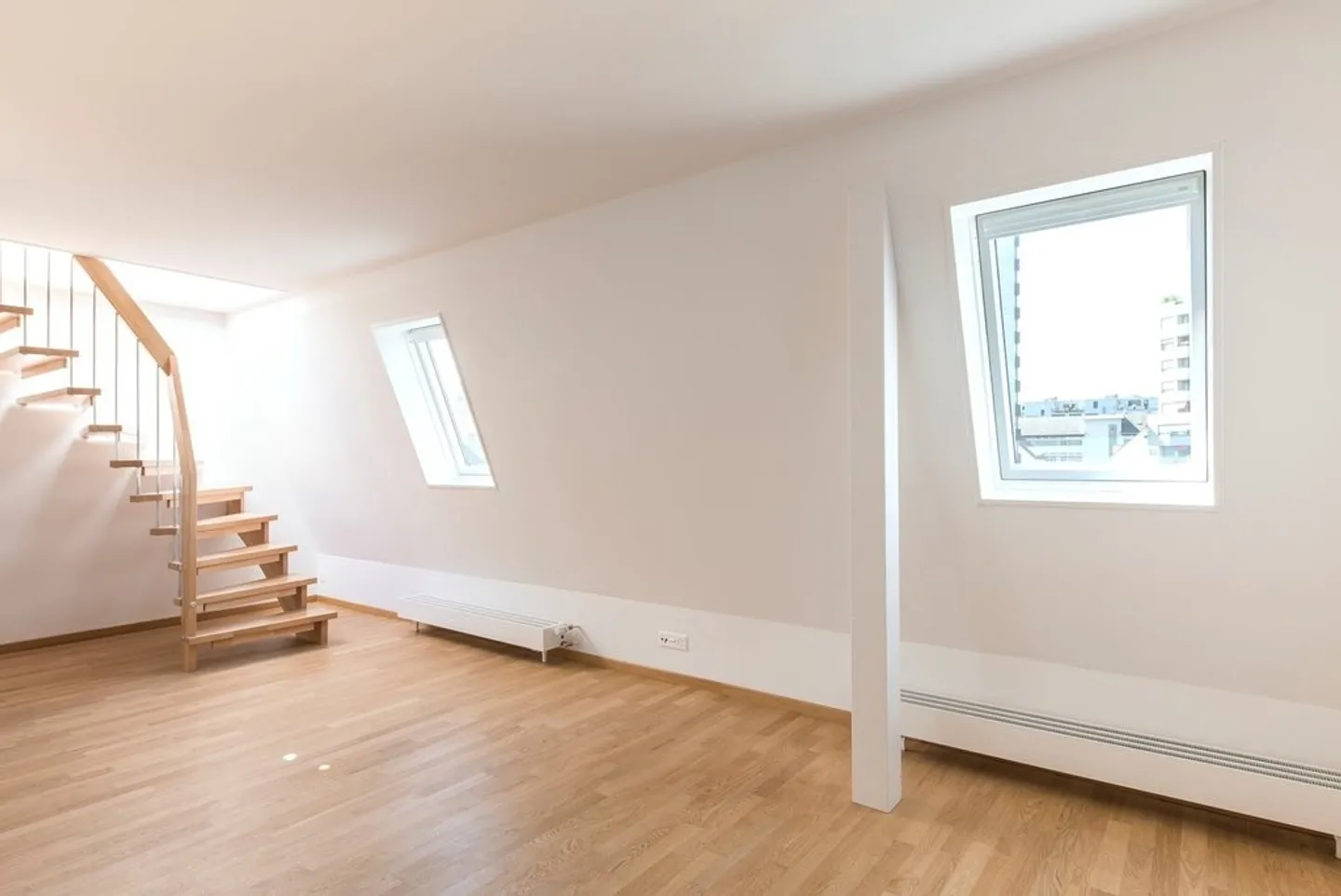 Modern Apartment with Rooftop - Photo 2 of 9