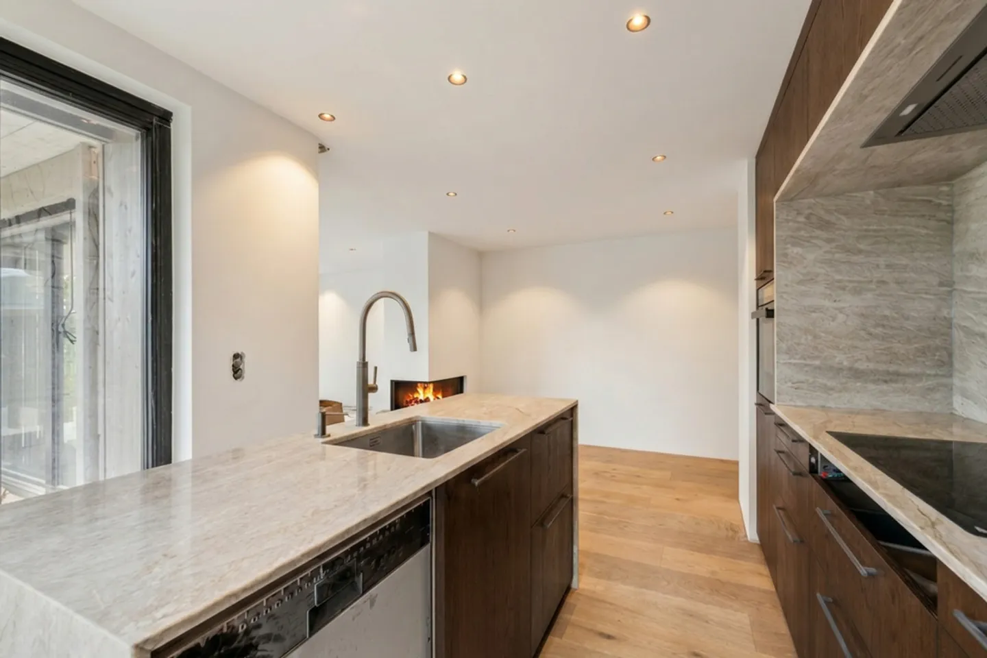Appartement Neuf Près des Remontées - Photo 2 sur 7