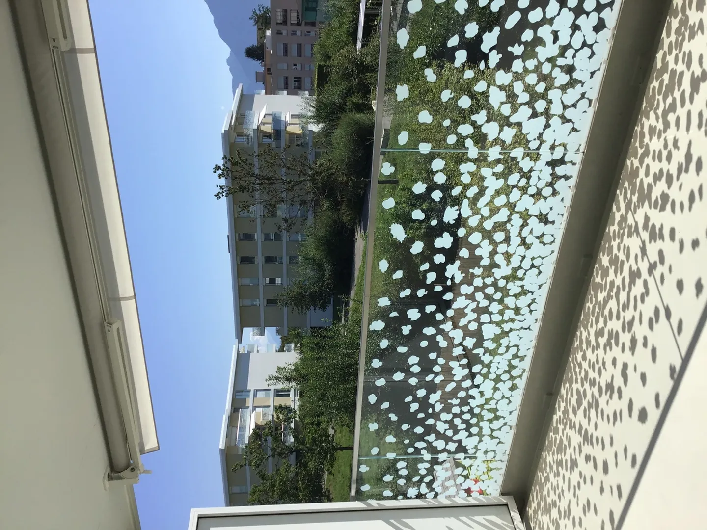 Appartement moderne avec balcon - Photo 5 sur 11