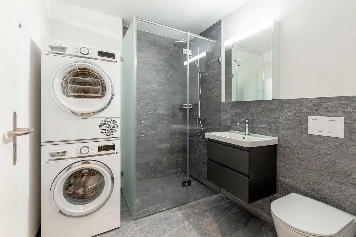 Appartement de jardin moderne 2,5 pièces près du bord du lac - Photo 2 sur 7
