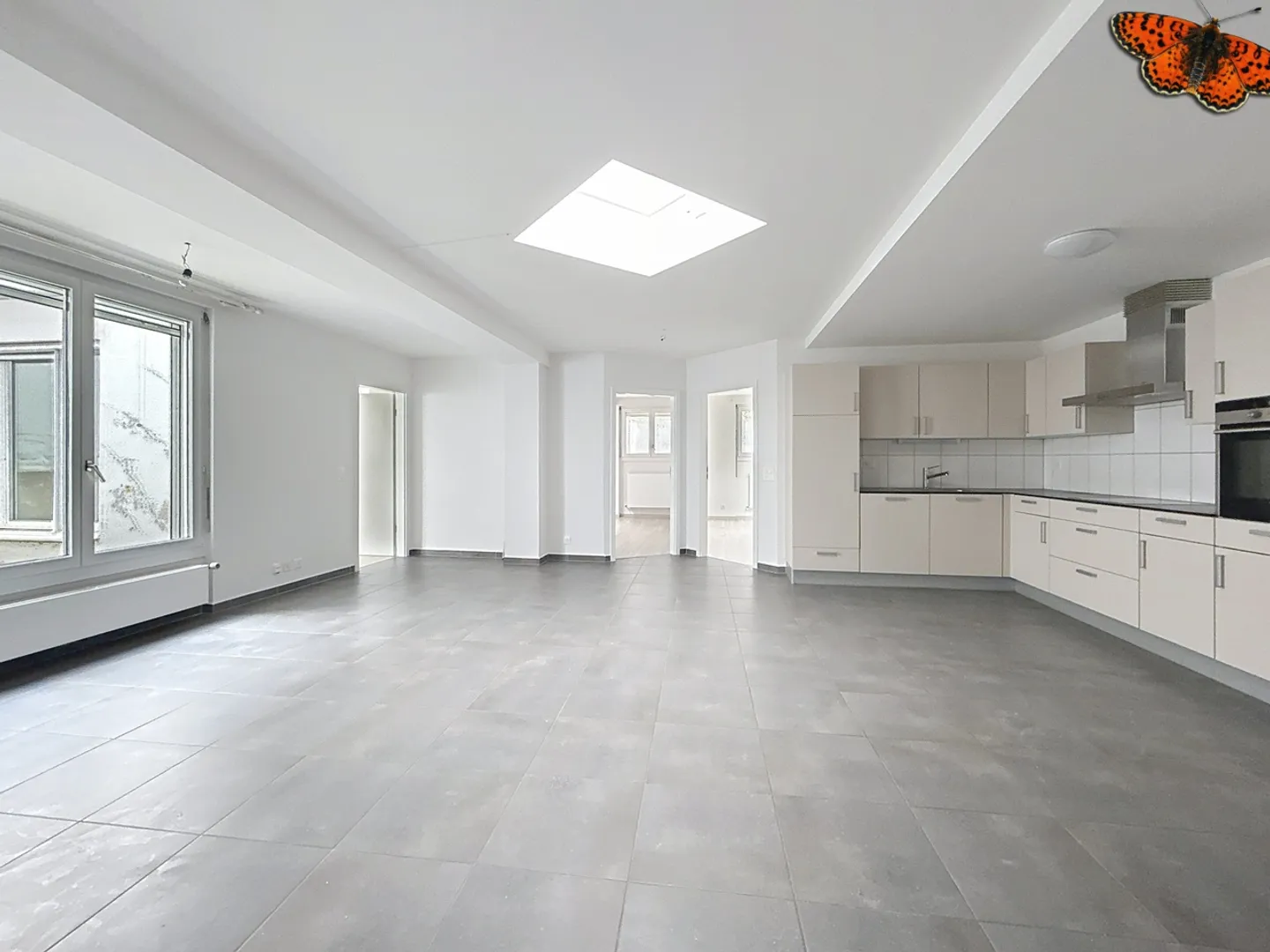 4.5 Room Apartment - Photo 2 of 9