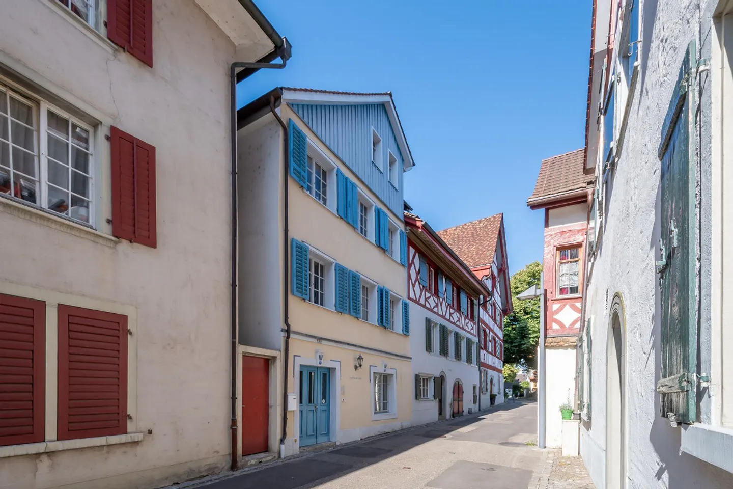 Casa di città storica con design interno moderno - Foto 21 di 26