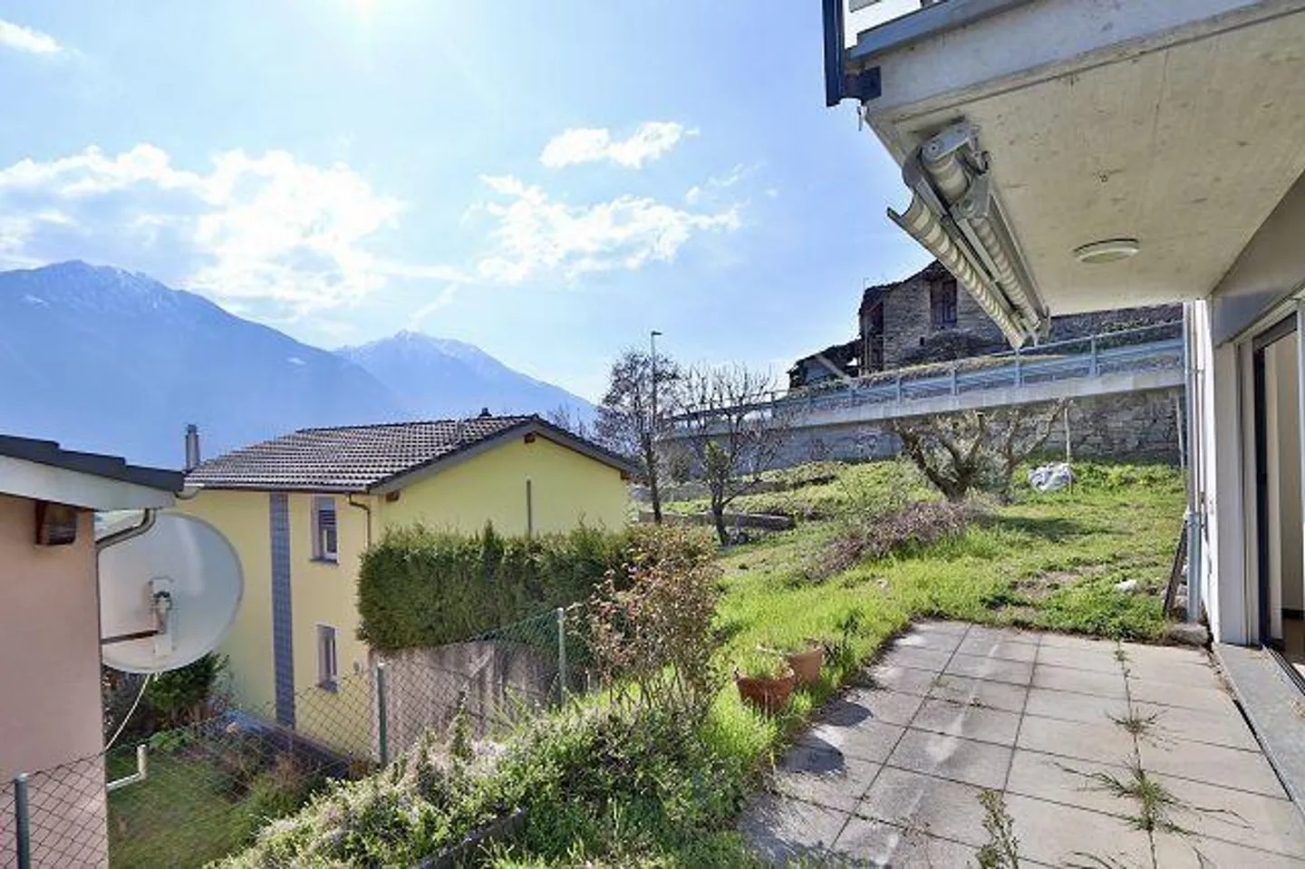 Villa soleggiata con vista panoramica - Foto 27 di 43
