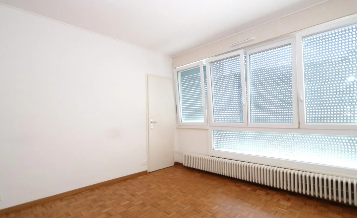 2-room apartment - Photo 2 of 8
