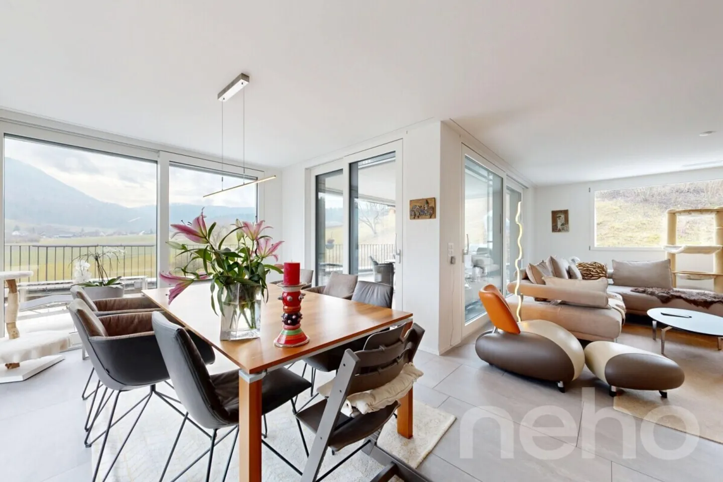 Modern penthouse apartment with large south terrace - Photo 2 of 13