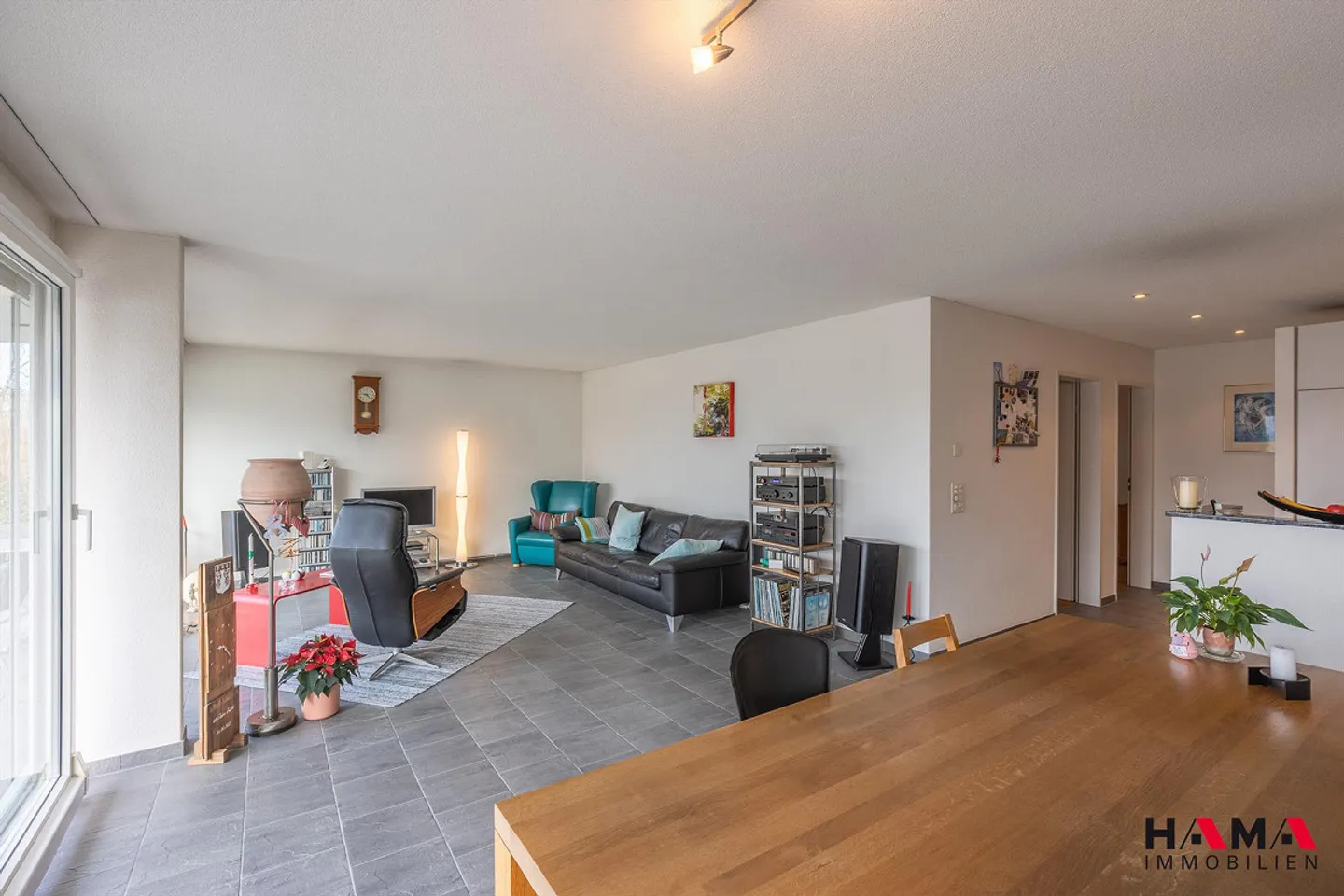 La tua nuova casa nel cuore di Zofingen - Foto 4 di 22