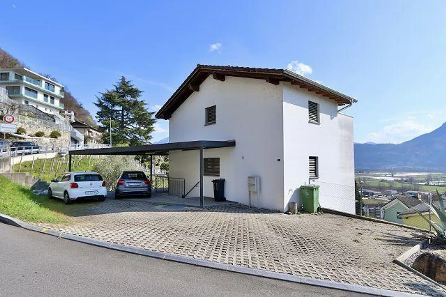Villa soleggiata con vista panoramica - Foto 38 di 43